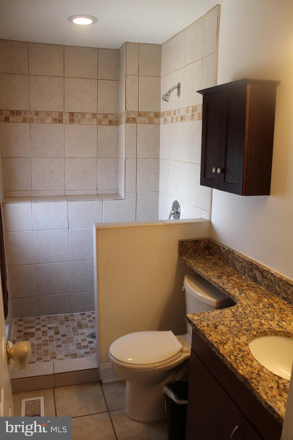 ANACOSTIA - Residential Lease