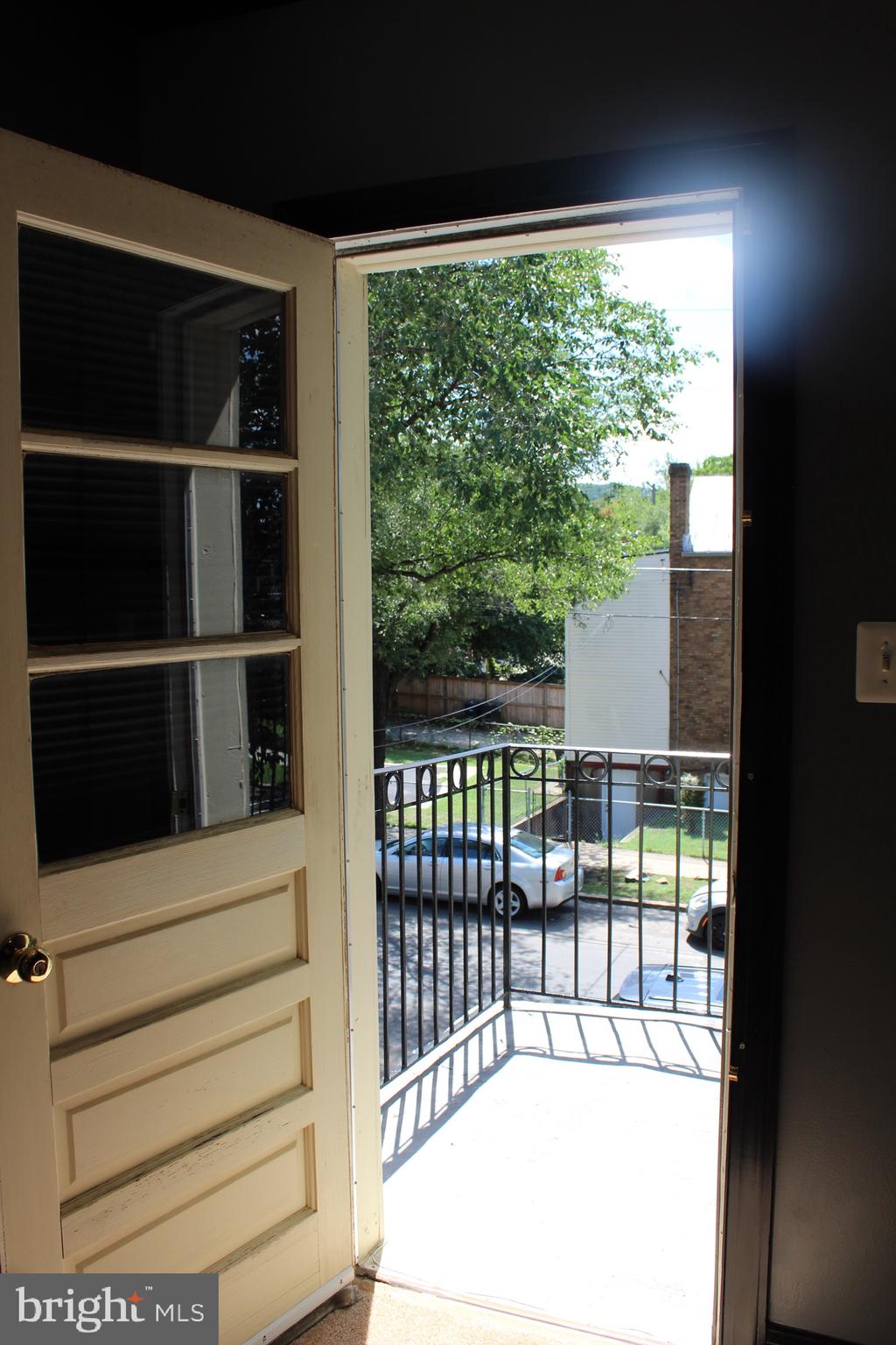 ANACOSTIA - Residential Lease