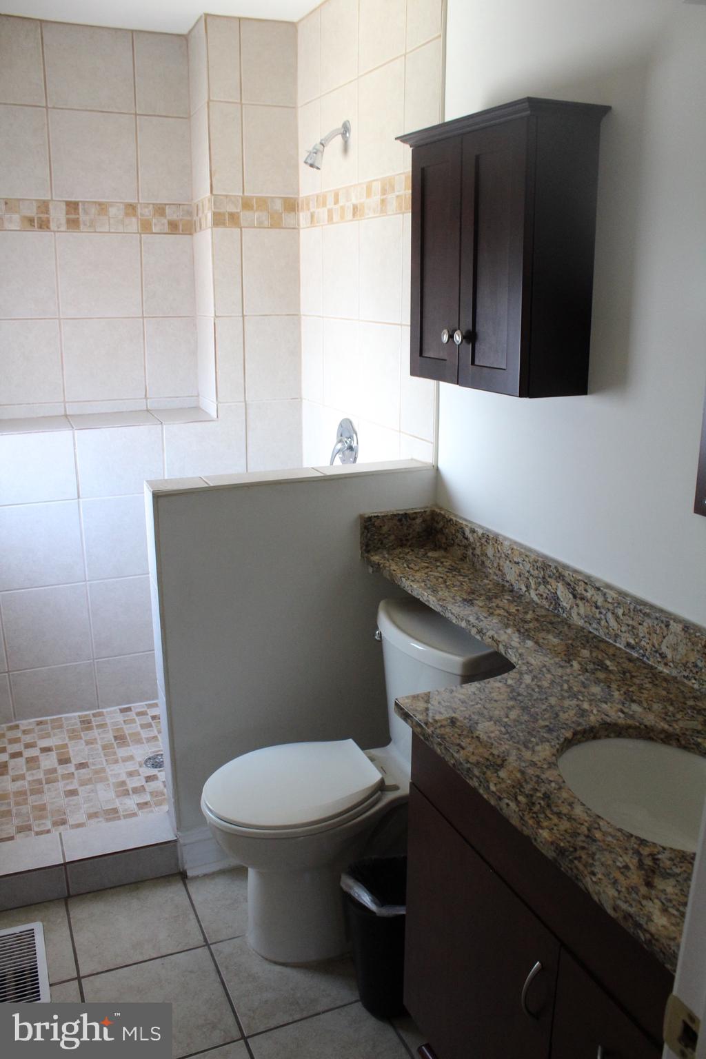 ANACOSTIA - Residential Lease