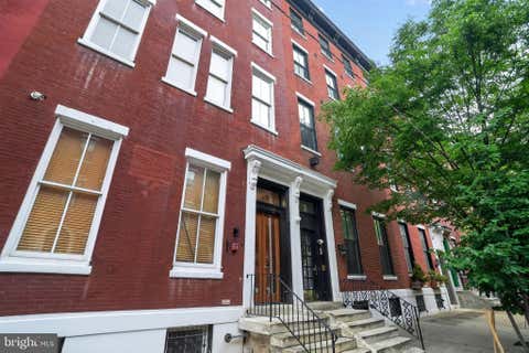 Condo For Rent - 1627 Spruce Street #3<br/> PHILADELPHIA, PA 19103