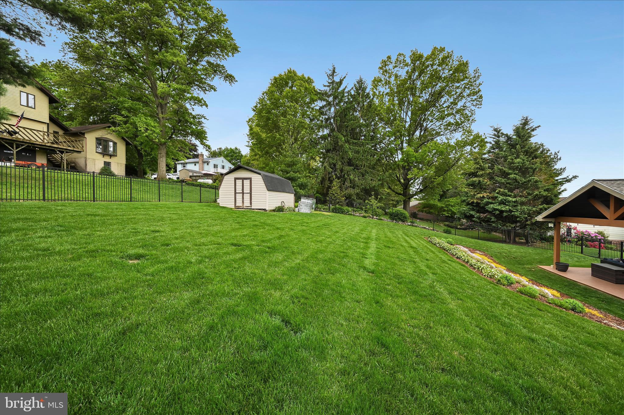 HIMES HILL - Residential