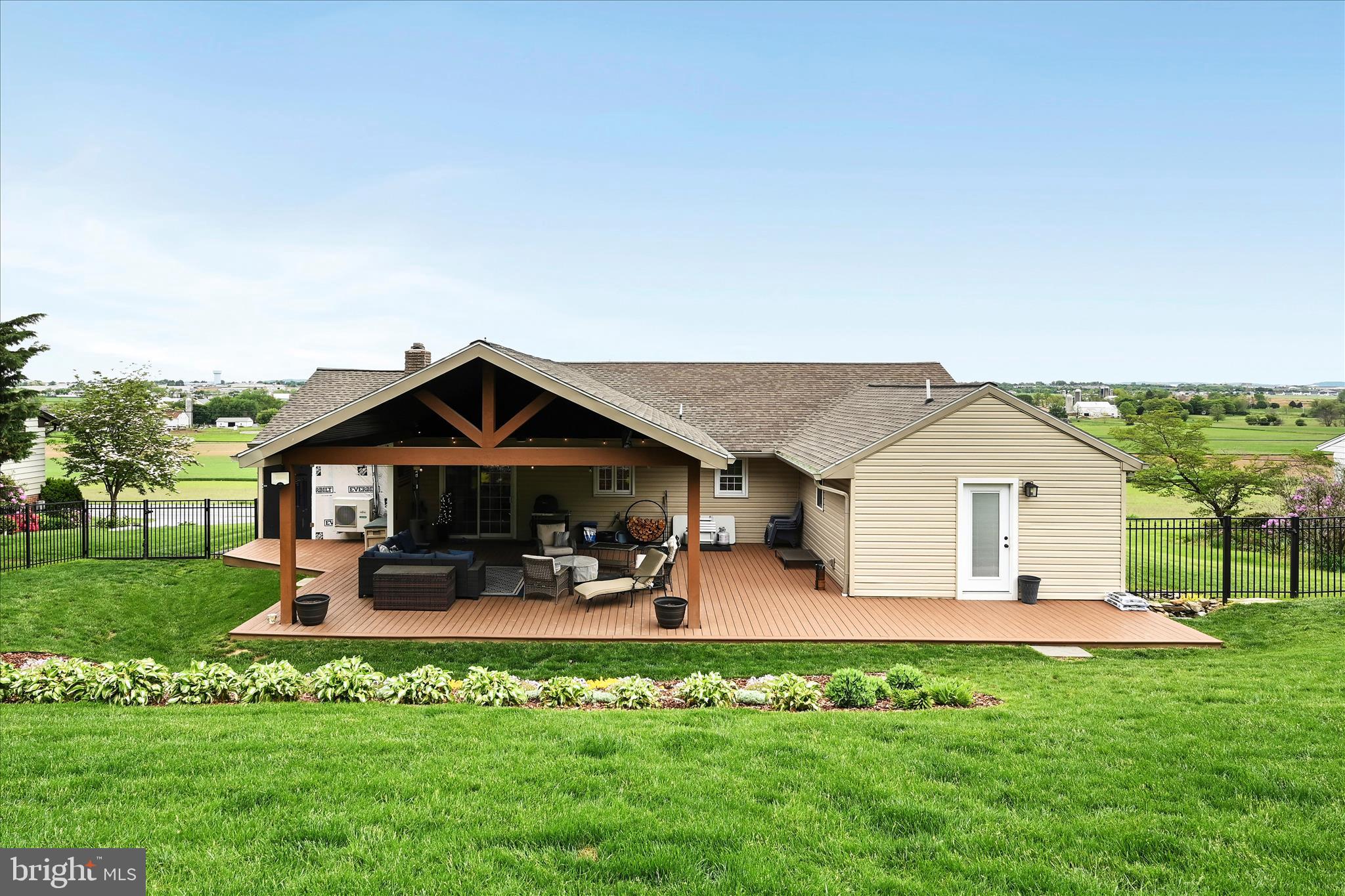 HIMES HILL - Residential