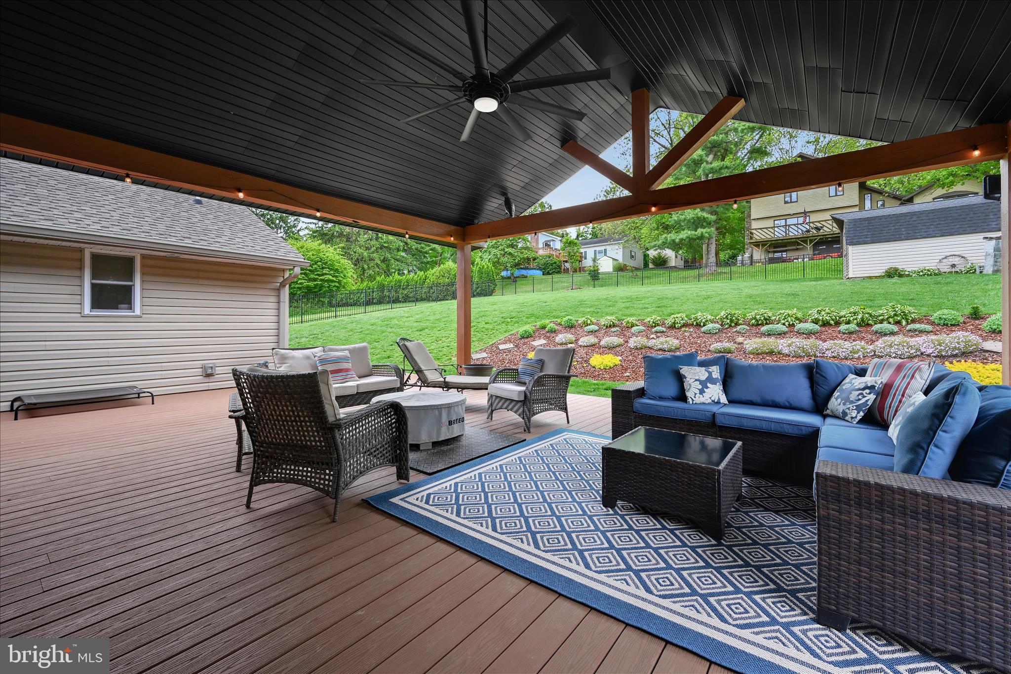 HIMES HILL - Residential
