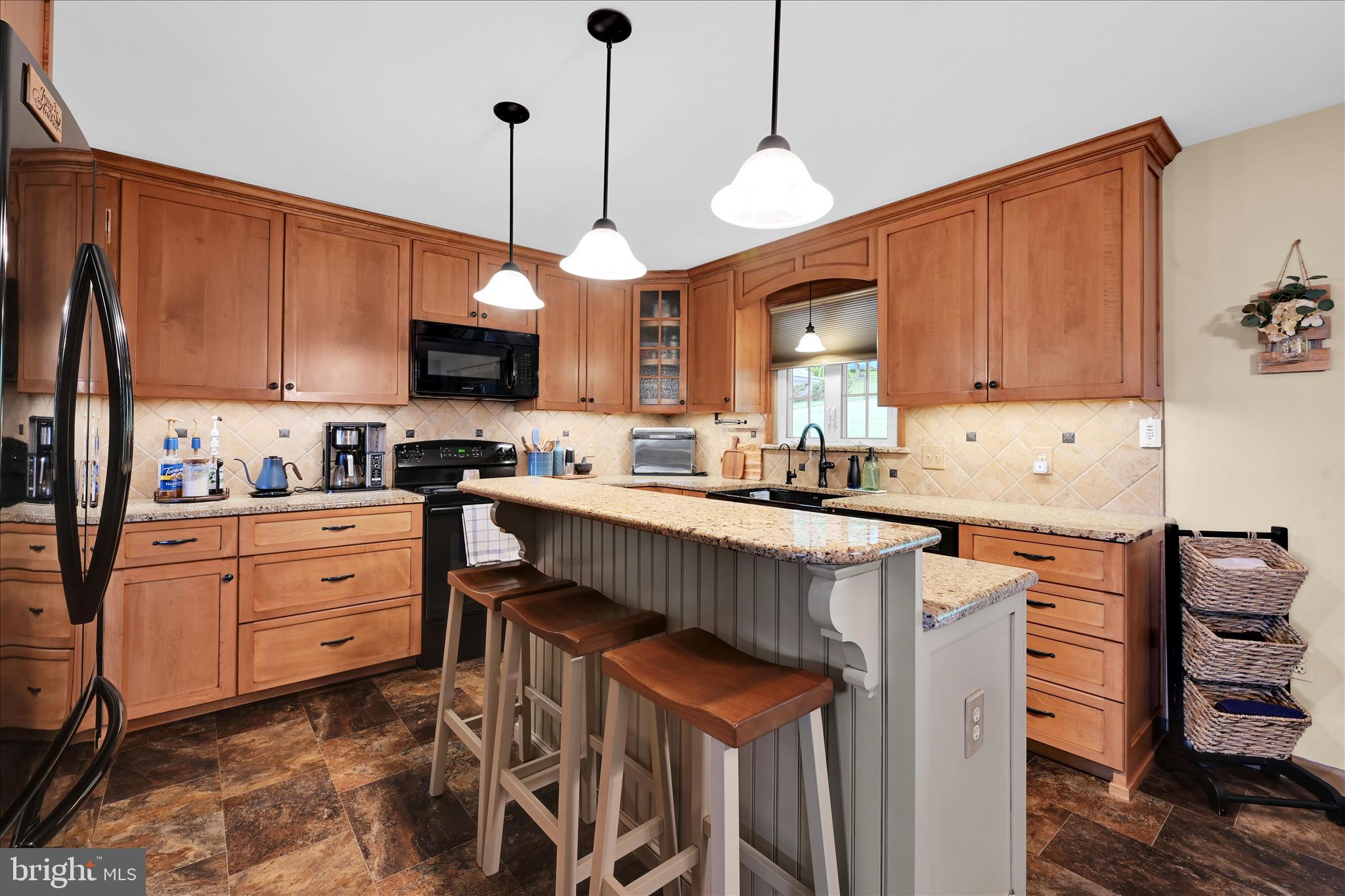 HIMES HILL - Residential