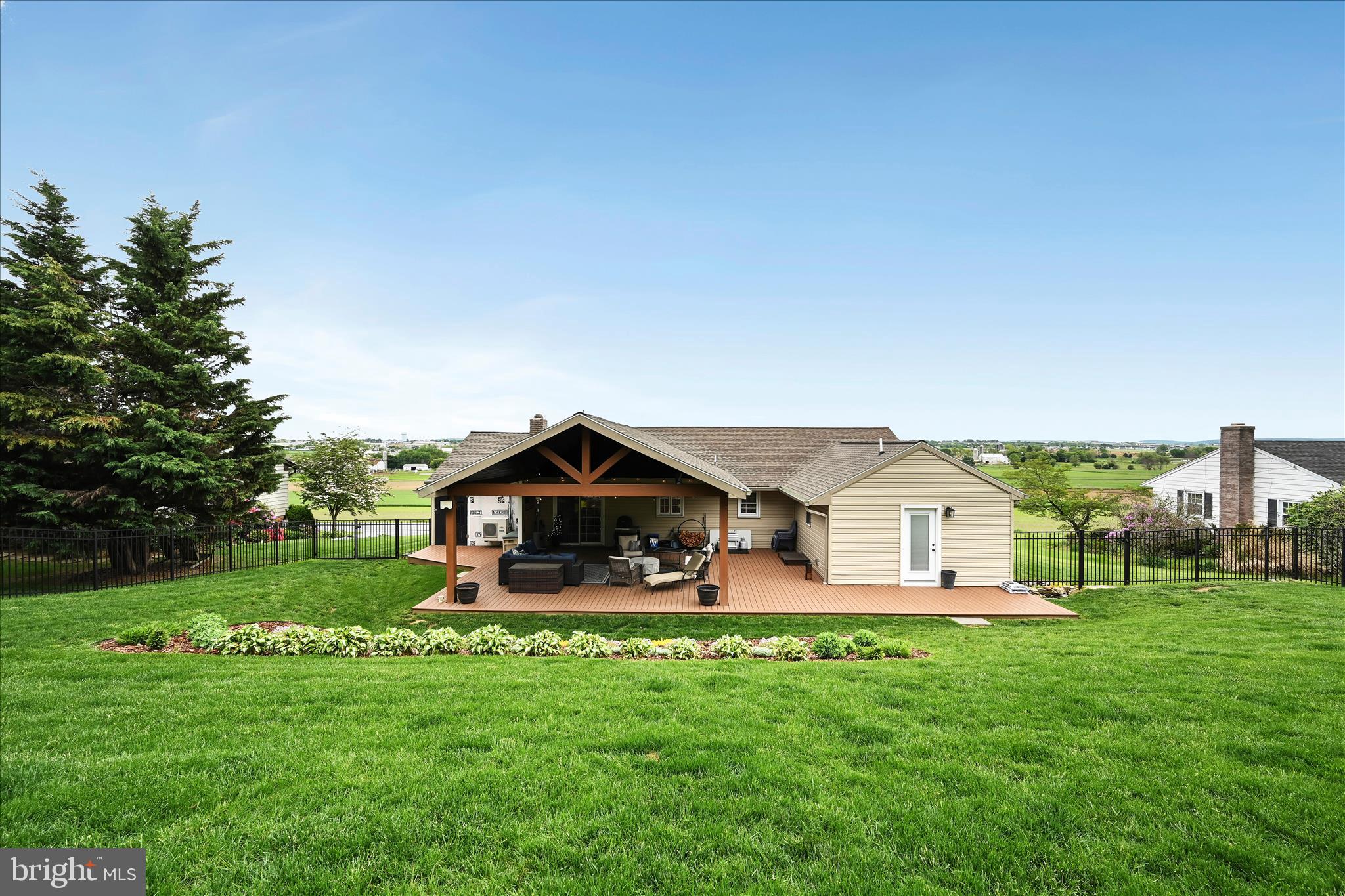 HIMES HILL - Residential