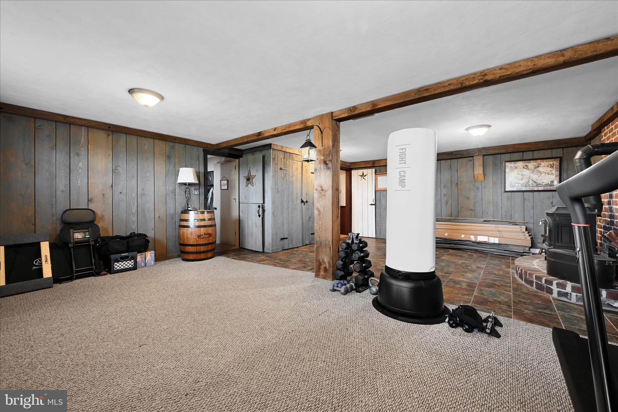 HIMES HILL - Residential
