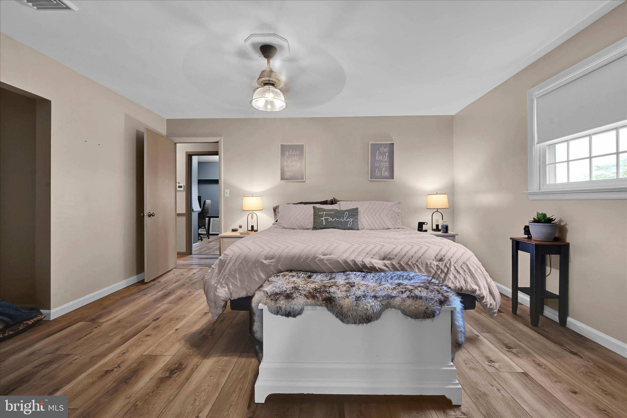 HIMES HILL - Residential