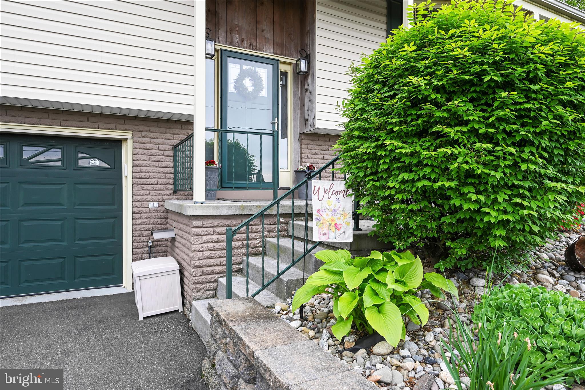 HIMES HILL - Residential