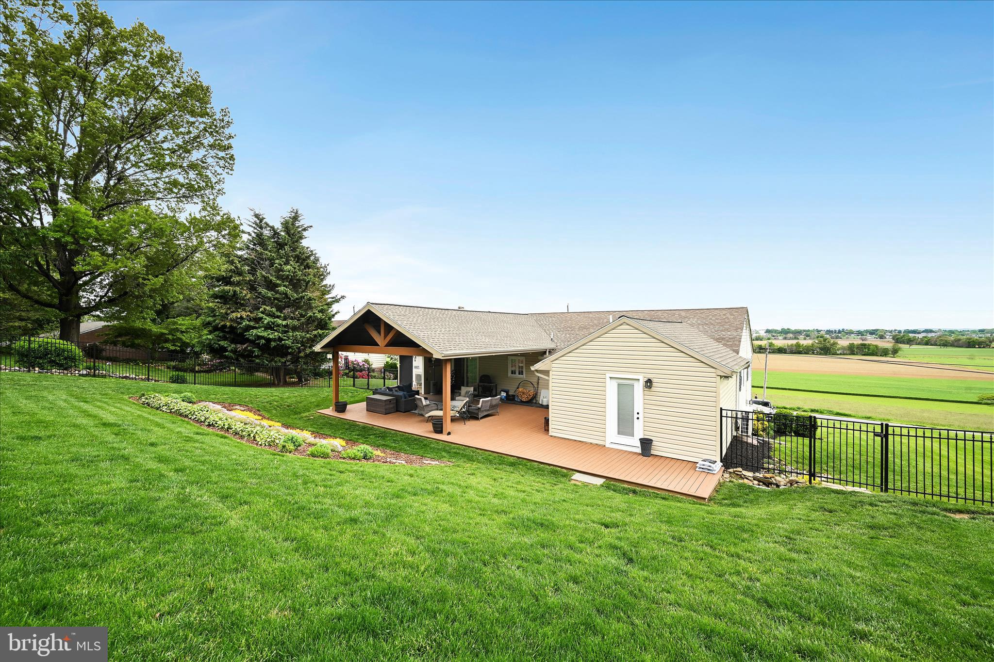 HIMES HILL - Residential
