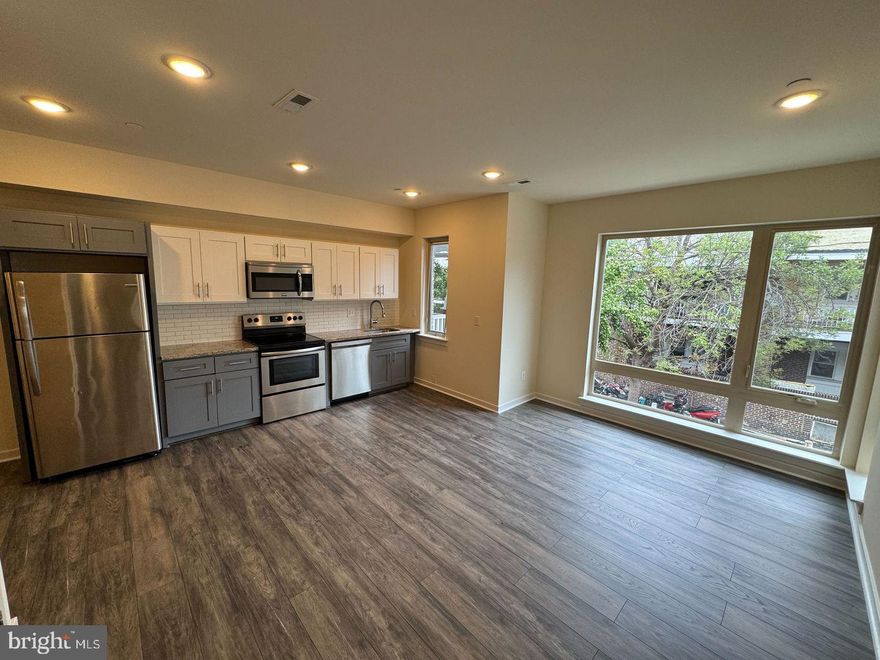 Welcome to 5426 Chancellor, a stunning new construction located in the heart of Philadelphia, PA. This apartment offers two spacious bedrooms and a full bathroom, perfect for modern living. The open floor plan is a canvas for your creativity, allowing you to design your space to your liking. The kitchen is a chef's dream, equipped with stainless steel appliances, a stove/oven, and a refrigerator. The granite kitchen counters add a touch of elegance to the space. A microwave and dishwasher are also included for your convenience. The apartment also features in-unit laundry facilities, ensuring your laundry days are hassle-free. Central air conditioning keeps the space comfortable year-round, and the apartment is cable-ready, perfect for entertainment lovers. With options for a one or two-year lease, you can choose the term that suits your needs best. Experience the best of Philadelphia living at 5426 Chancellor.