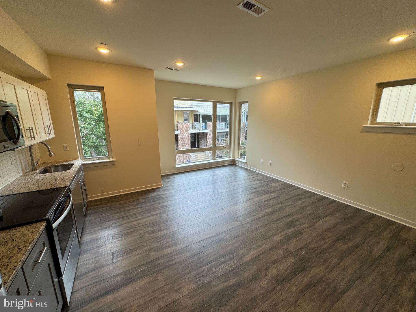 COBBS CREEK - Residential Lease