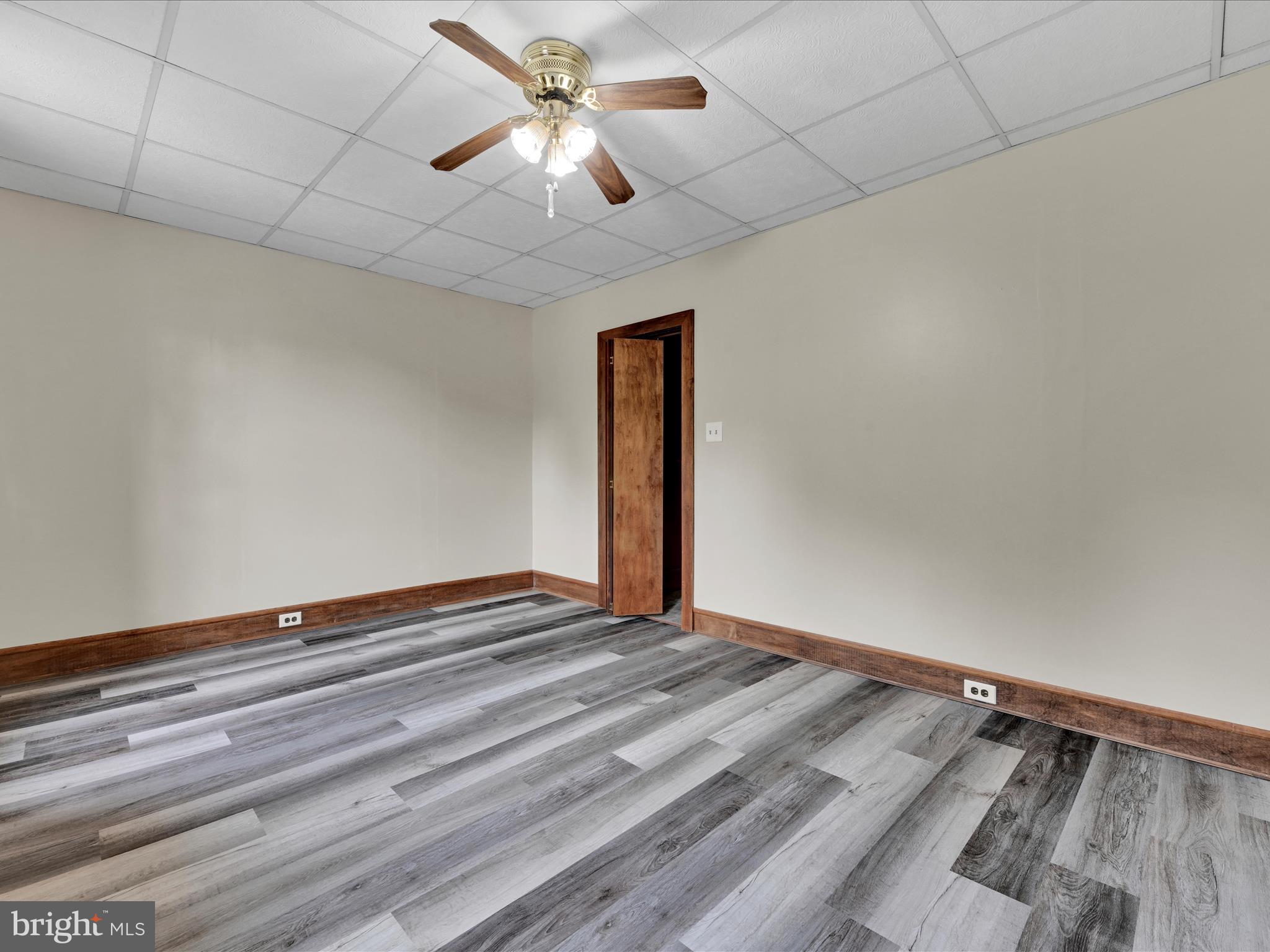 POTTSVILLE - Residential