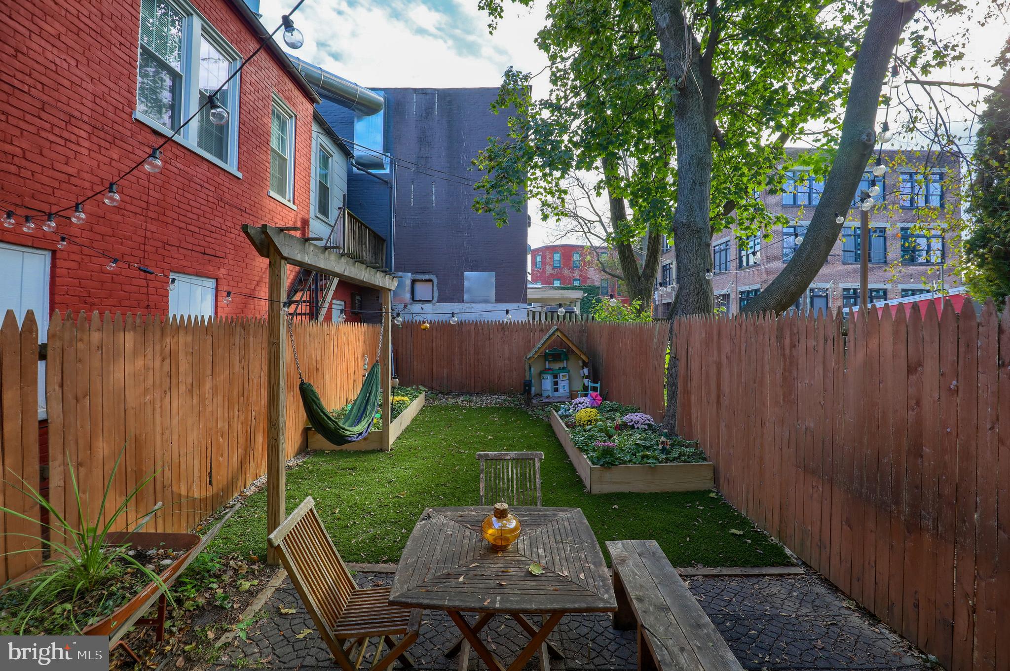LANCASTER NORTHEAST - Residential