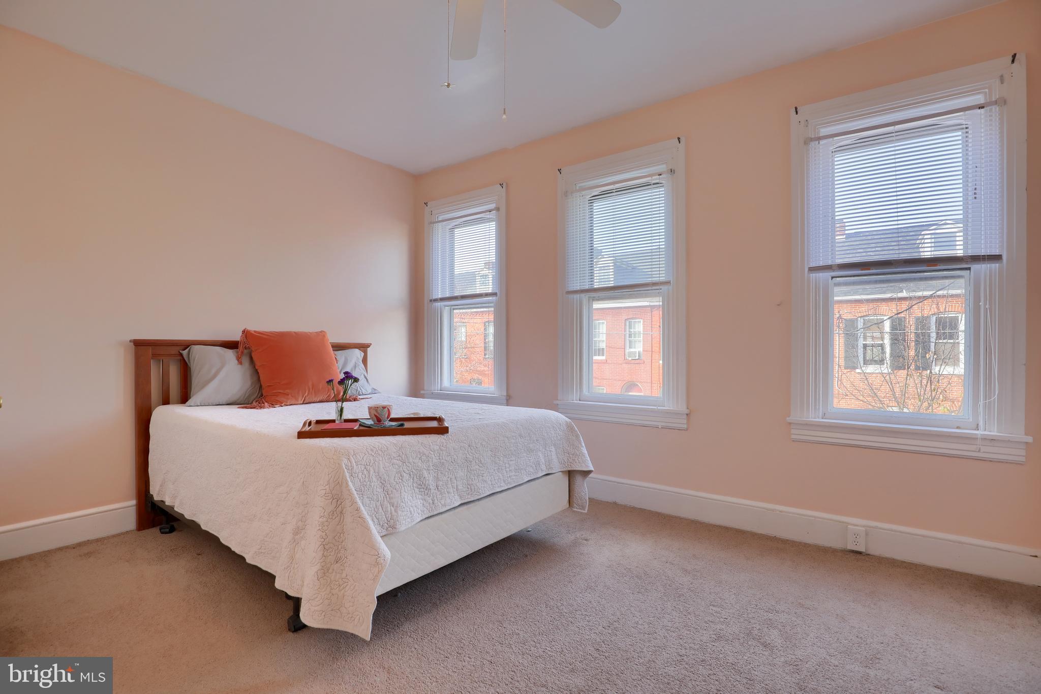 LANCASTER NORTHEAST - Residential