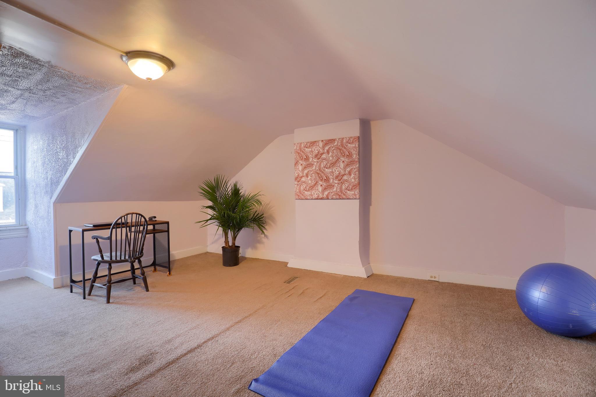 LANCASTER NORTHEAST - Residential