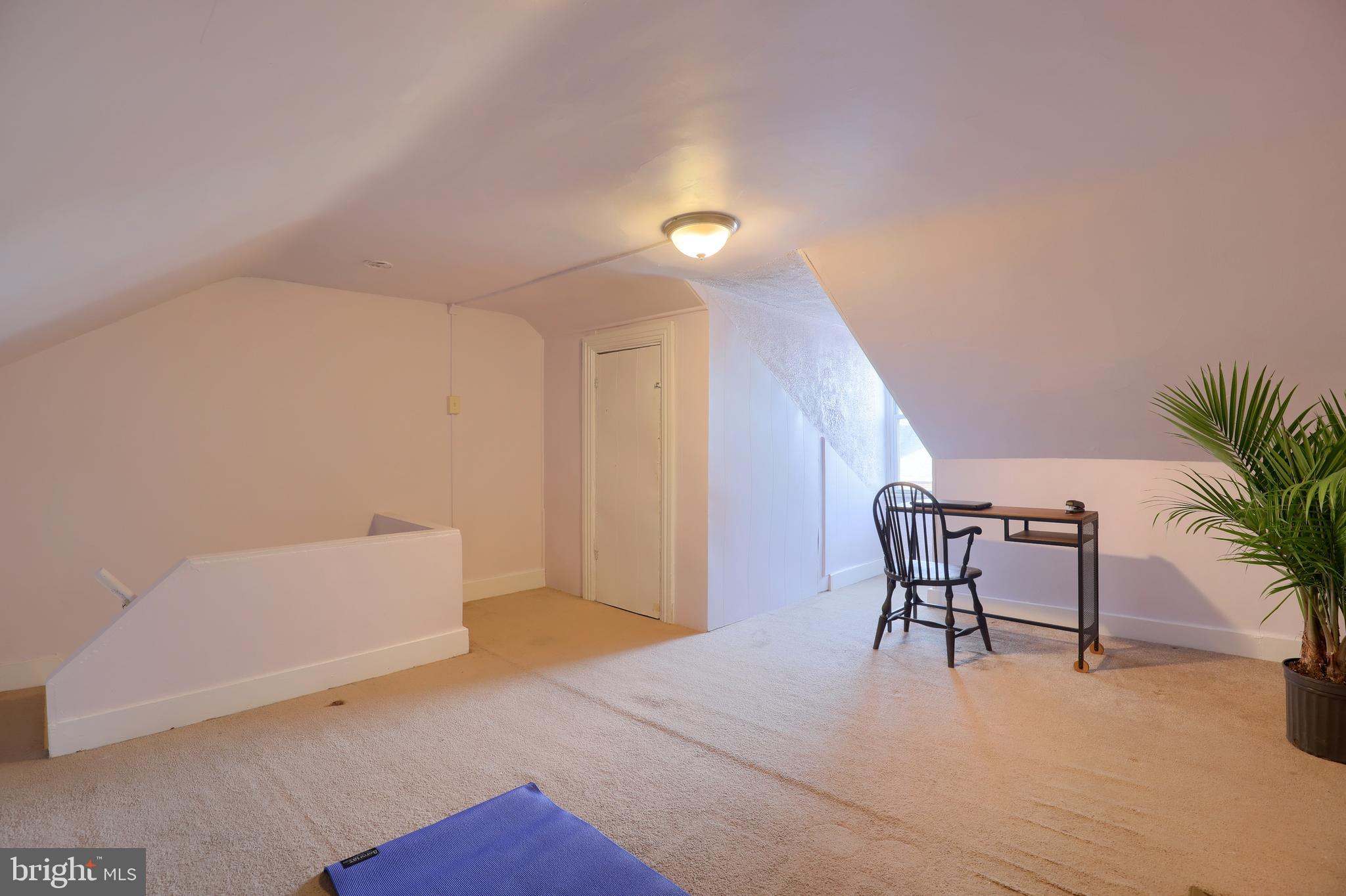 LANCASTER NORTHEAST - Residential