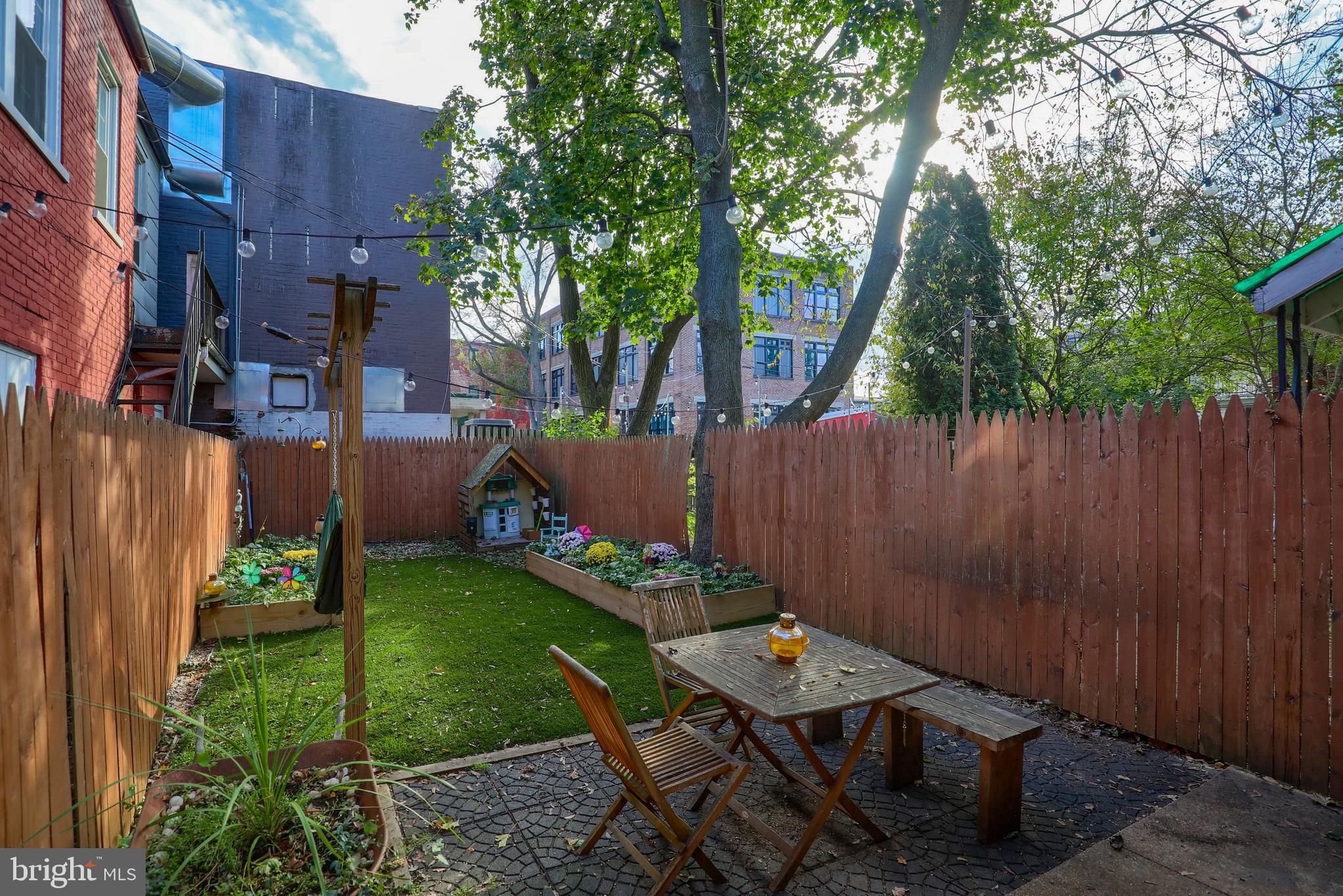 LANCASTER NORTHEAST - Residential