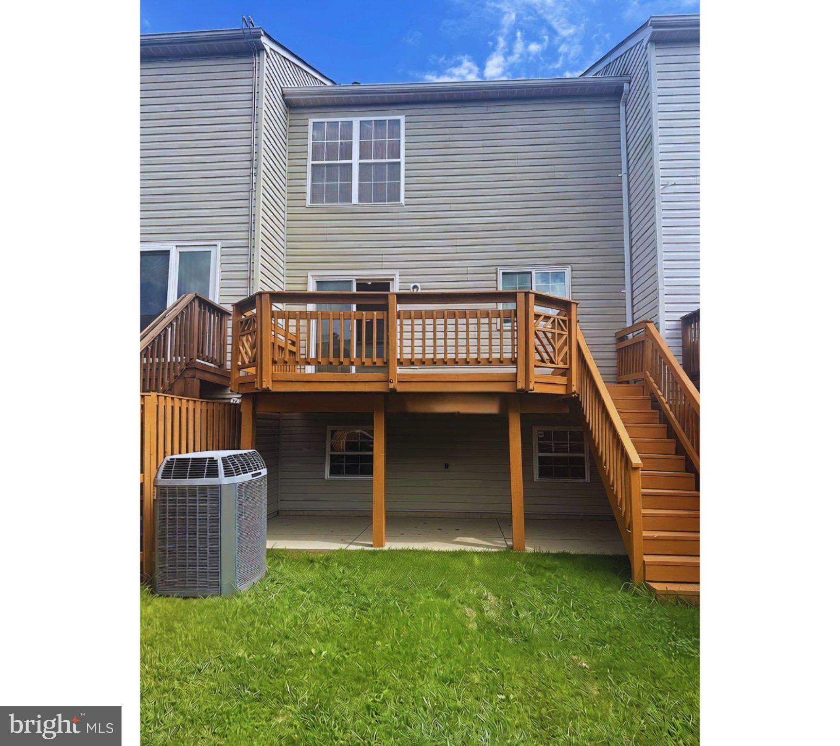 202 ARCADIA SHORES CIRCLE