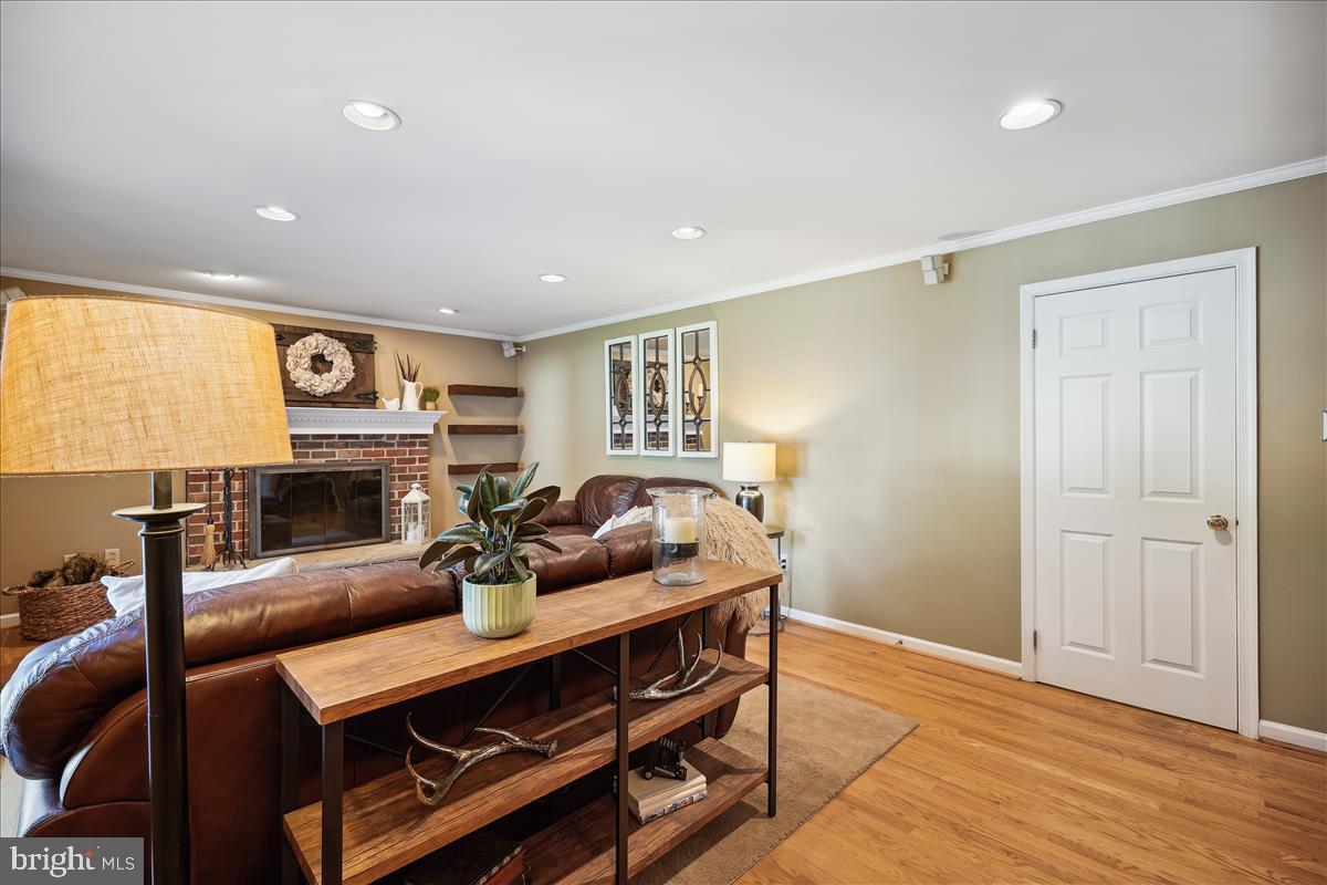 MILLS FARM - Residential