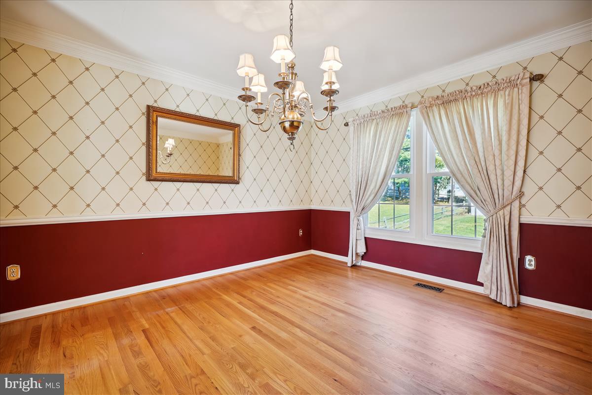 MILLS FARM - Residential