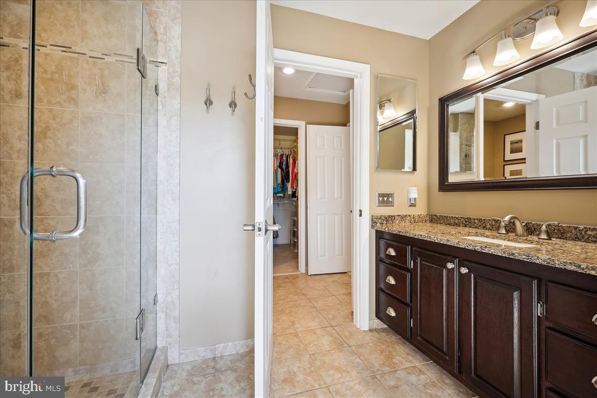 MILLS FARM - Residential