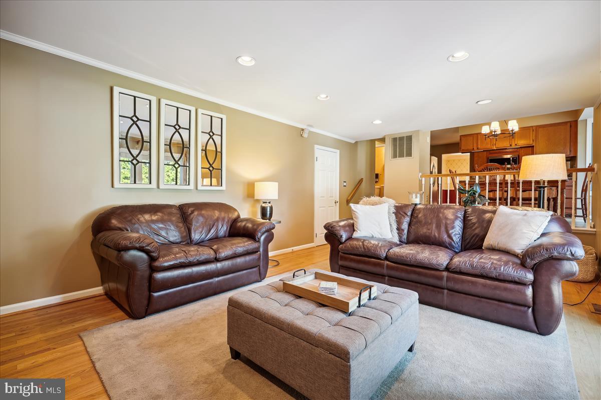 MILLS FARM - Residential