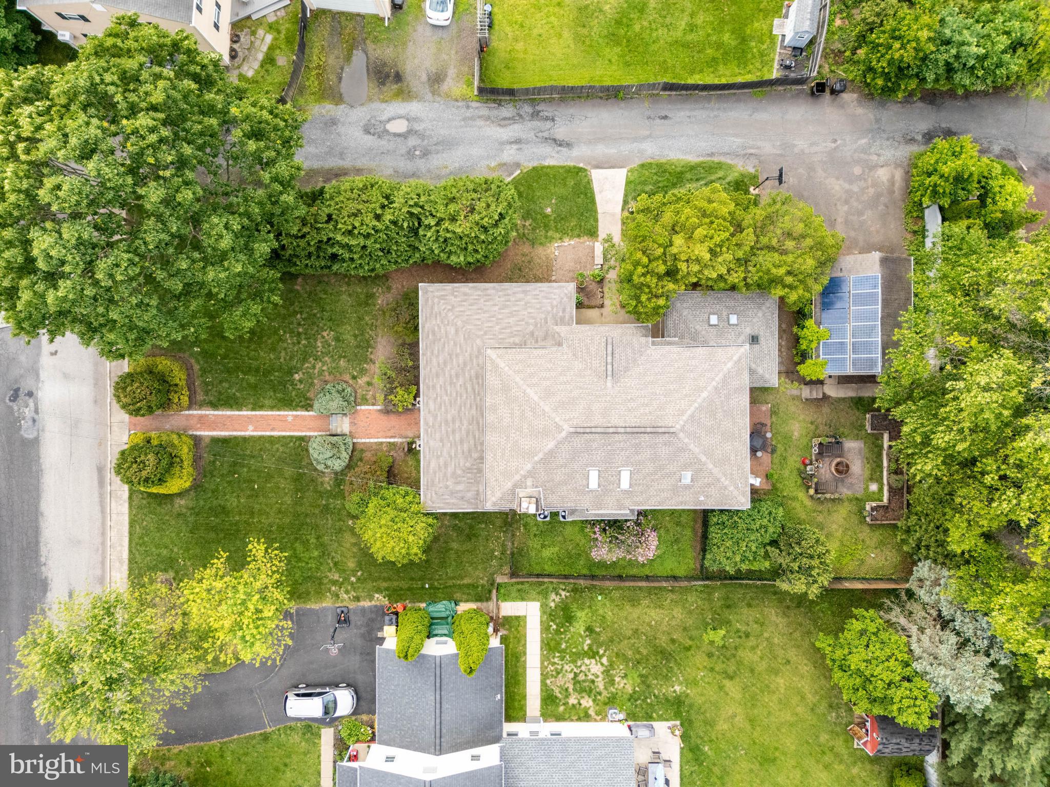 201 S 10TH STREET