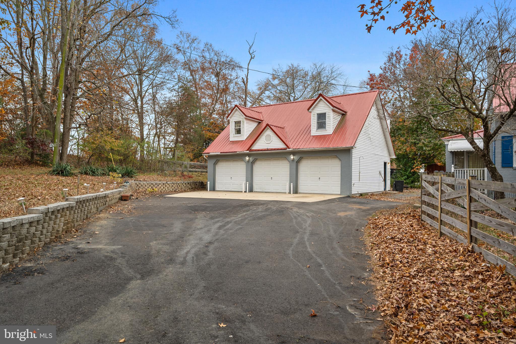 2605 MARSHALL HALL ROAD