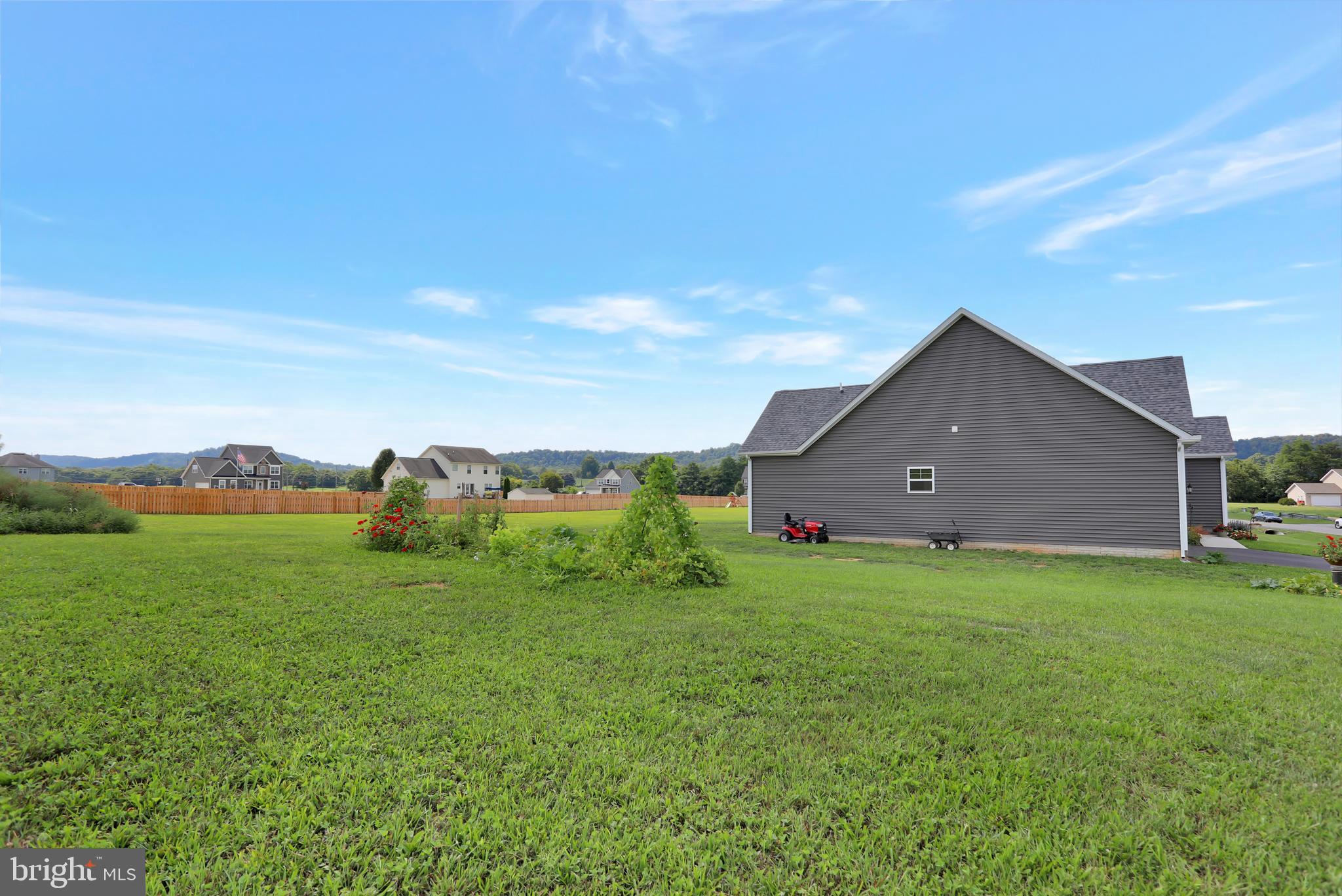 NORTH RIDGE - Residential