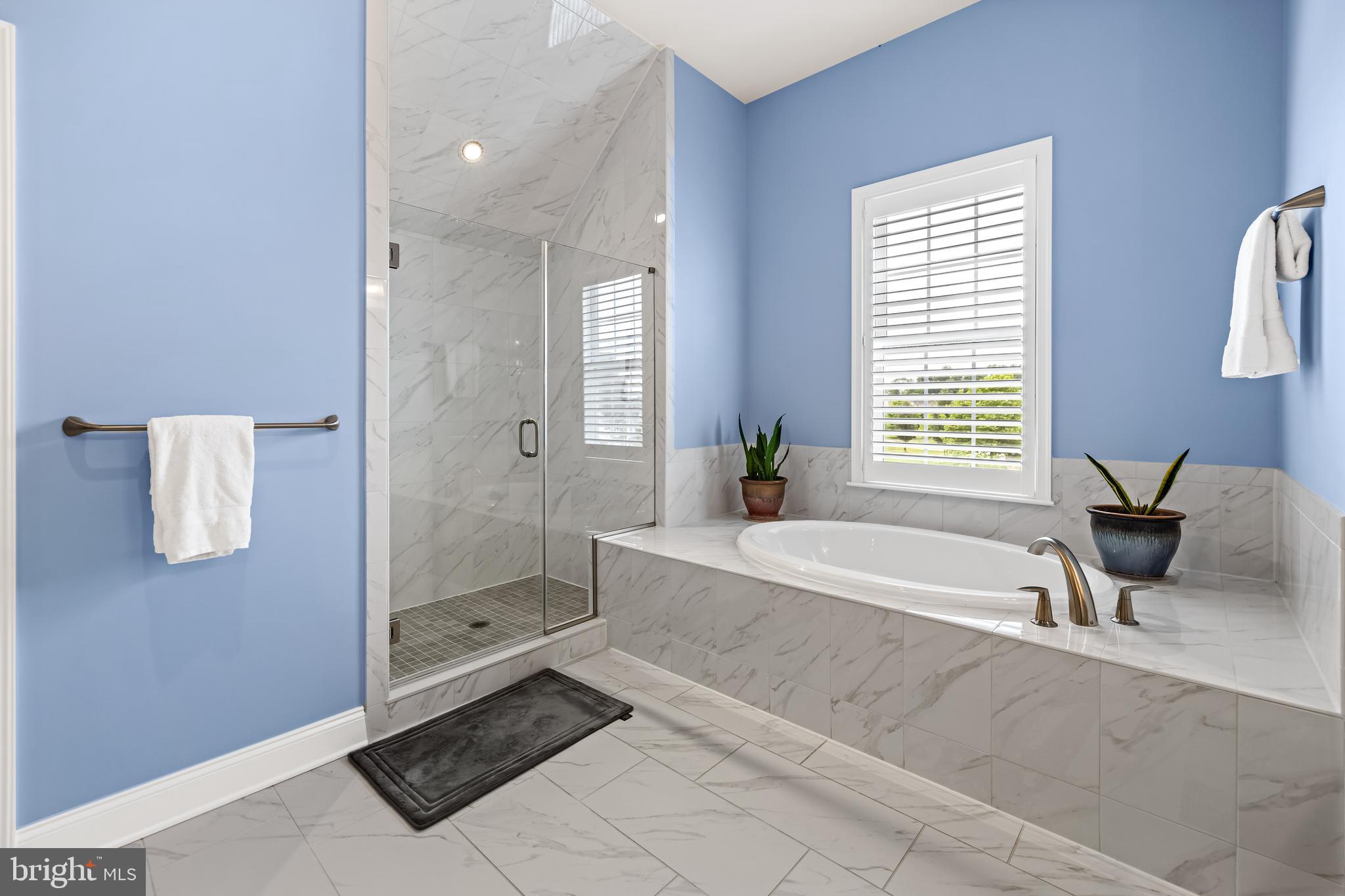 WEATHERSTONE - Residential