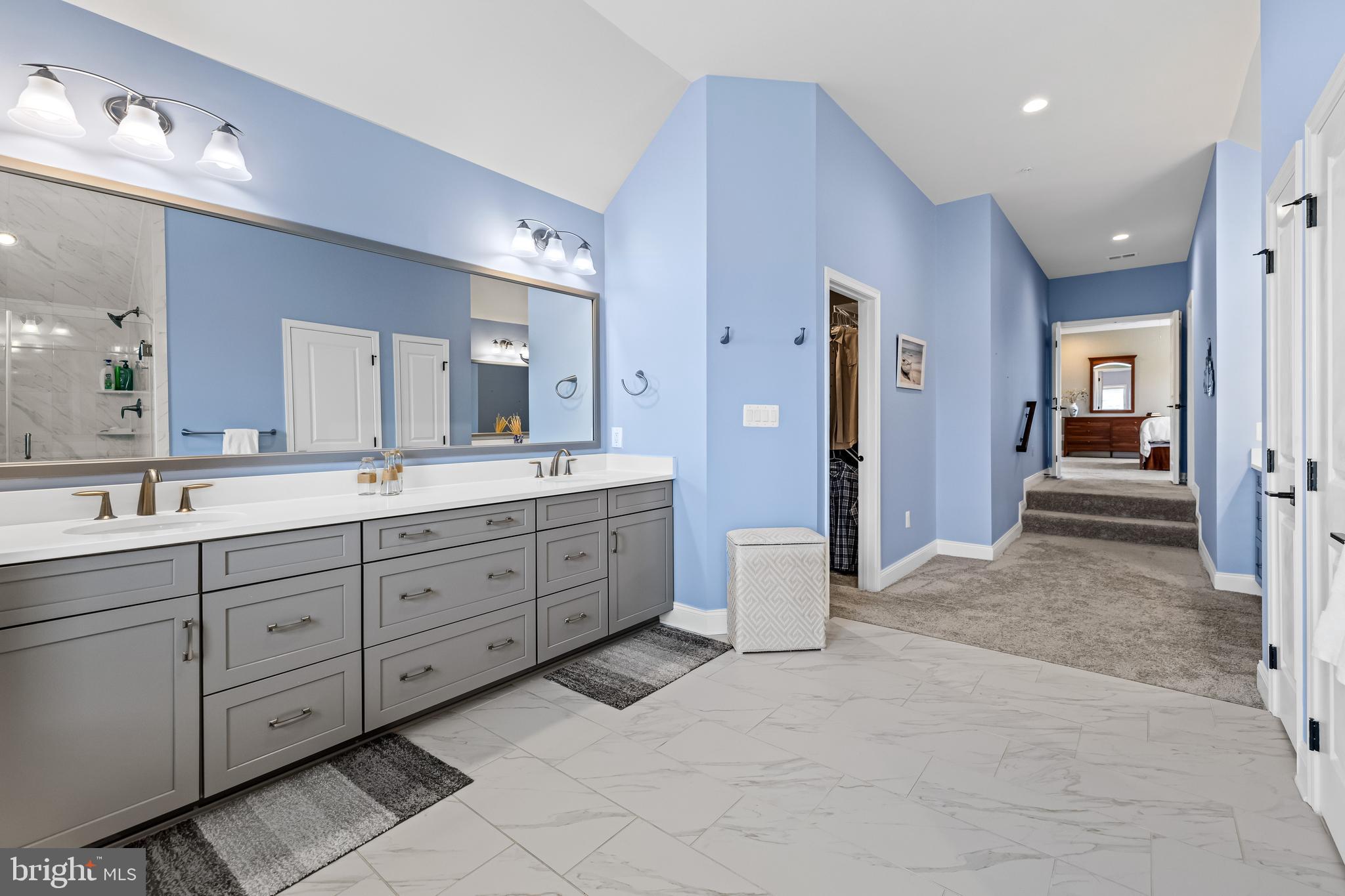 WEATHERSTONE - Residential