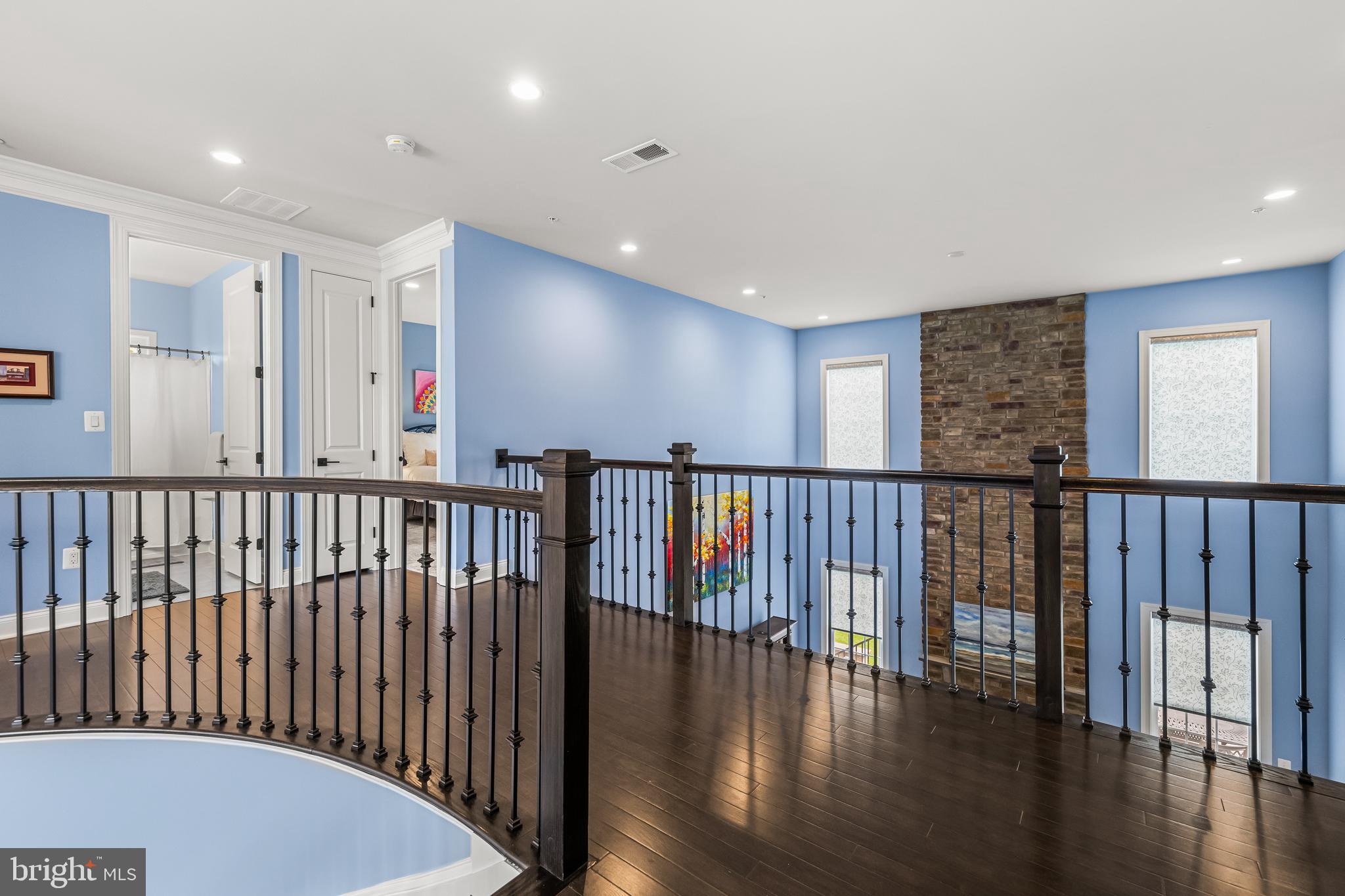 WEATHERSTONE - Residential