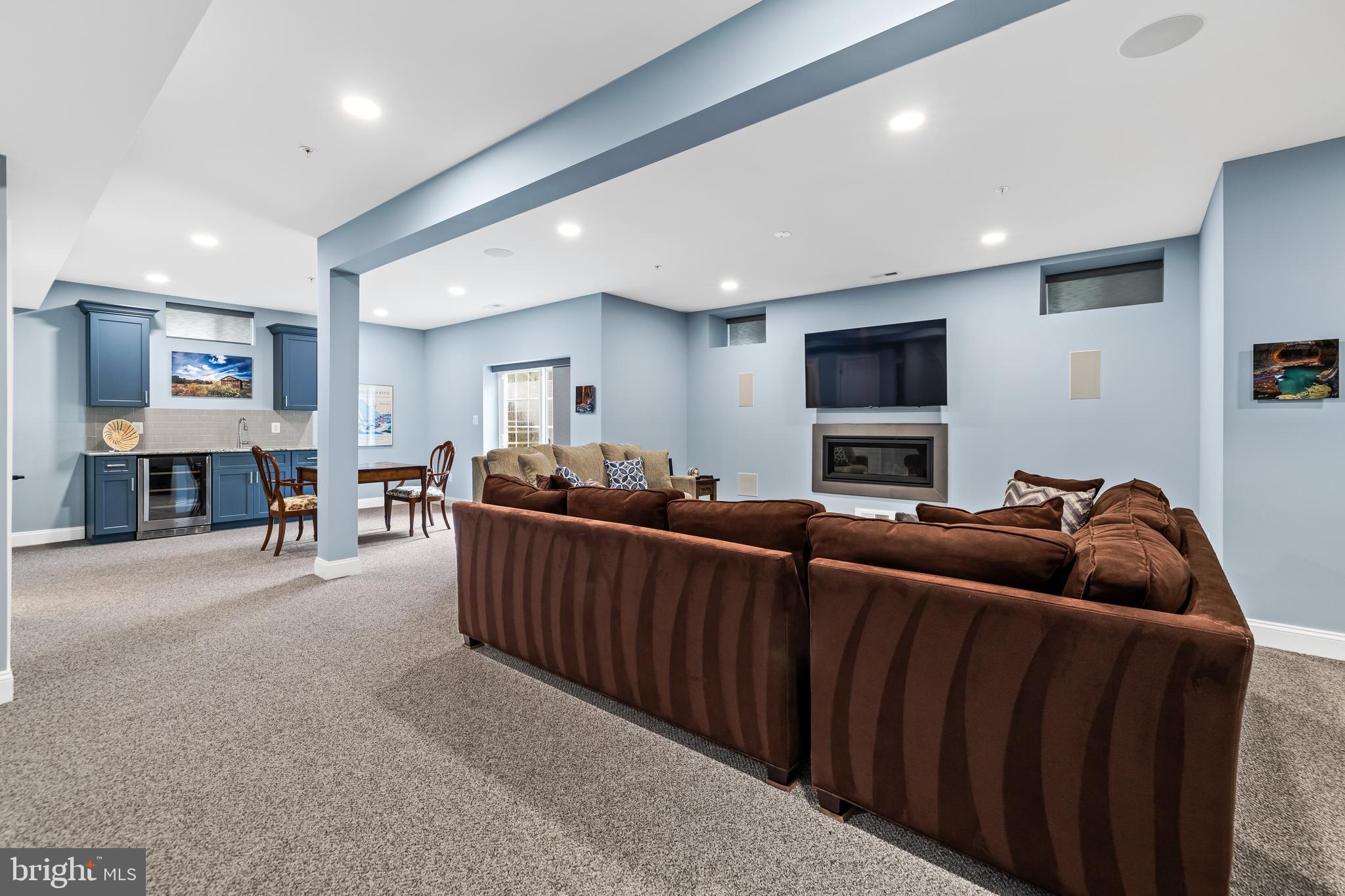 WEATHERSTONE - Residential