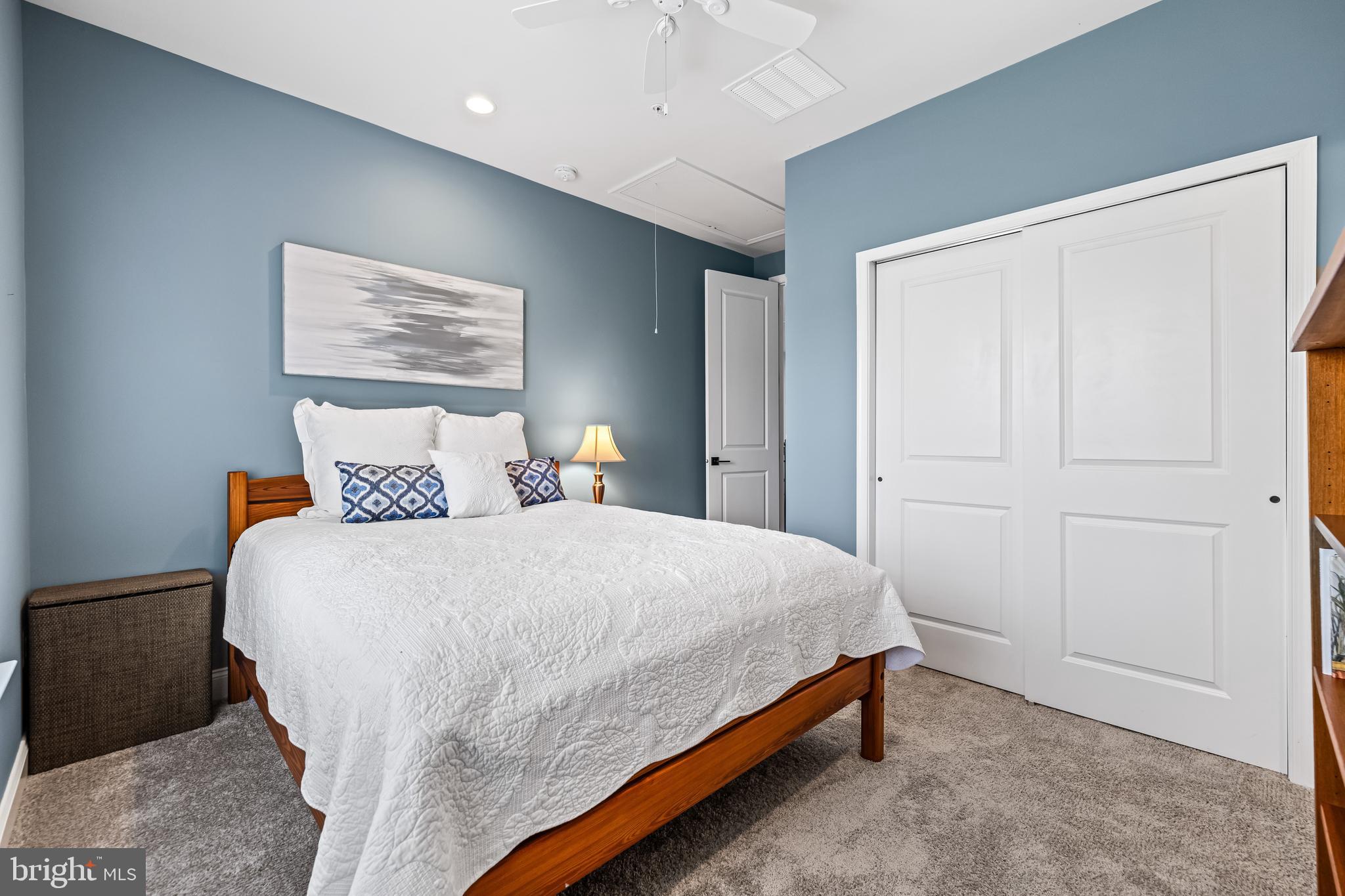 WEATHERSTONE - Residential