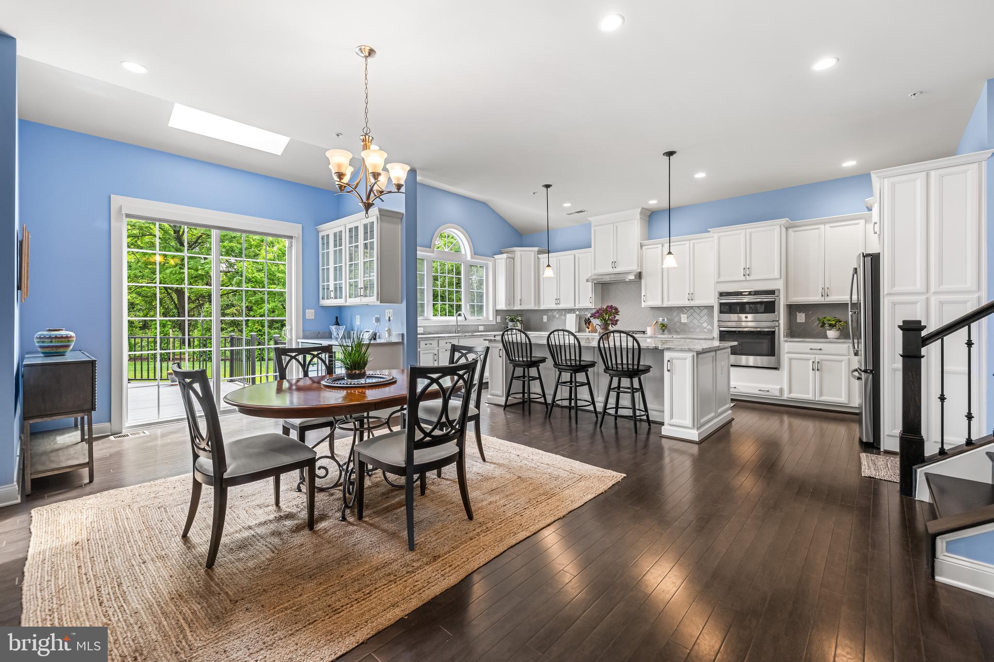 WEATHERSTONE - Residential