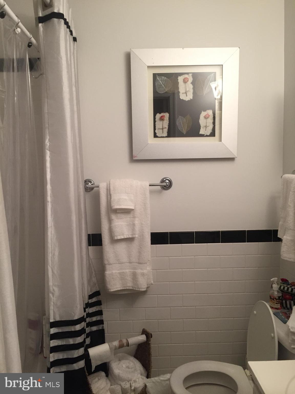 WESTWOOD COMMONS - Residential