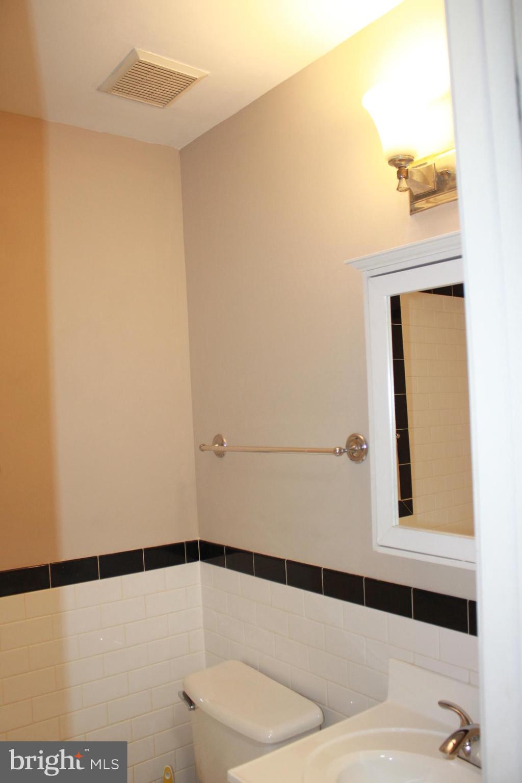 WESTWOOD COMMONS - Residential