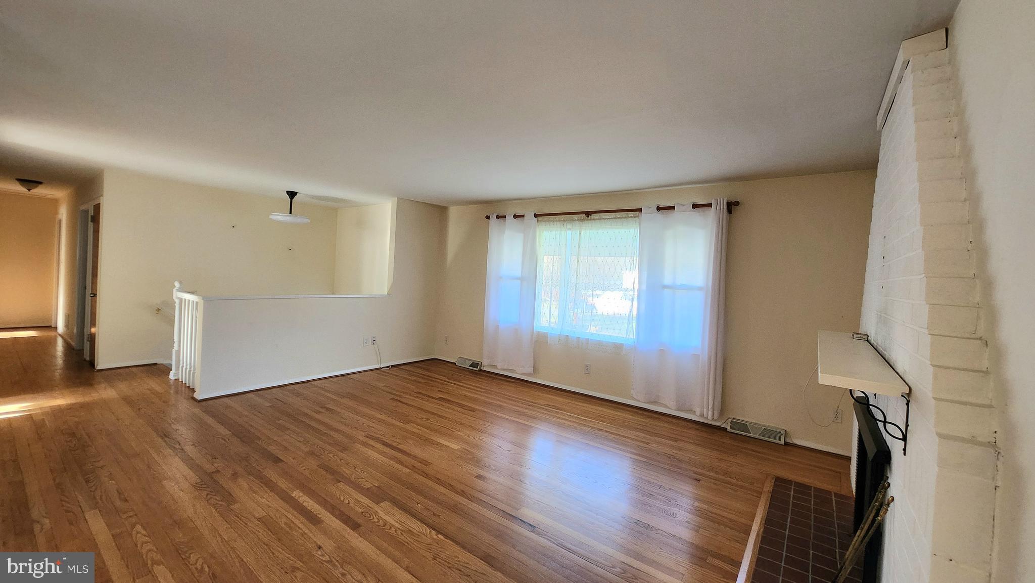 COLONIAL ACRES - Residential