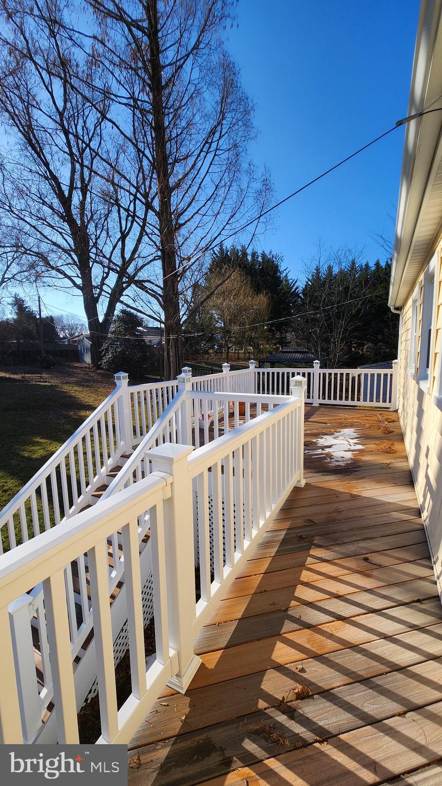 COLONIAL ACRES - Residential