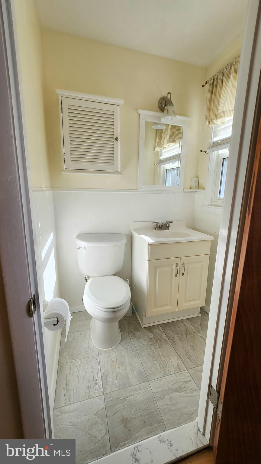 COLONIAL ACRES - Residential