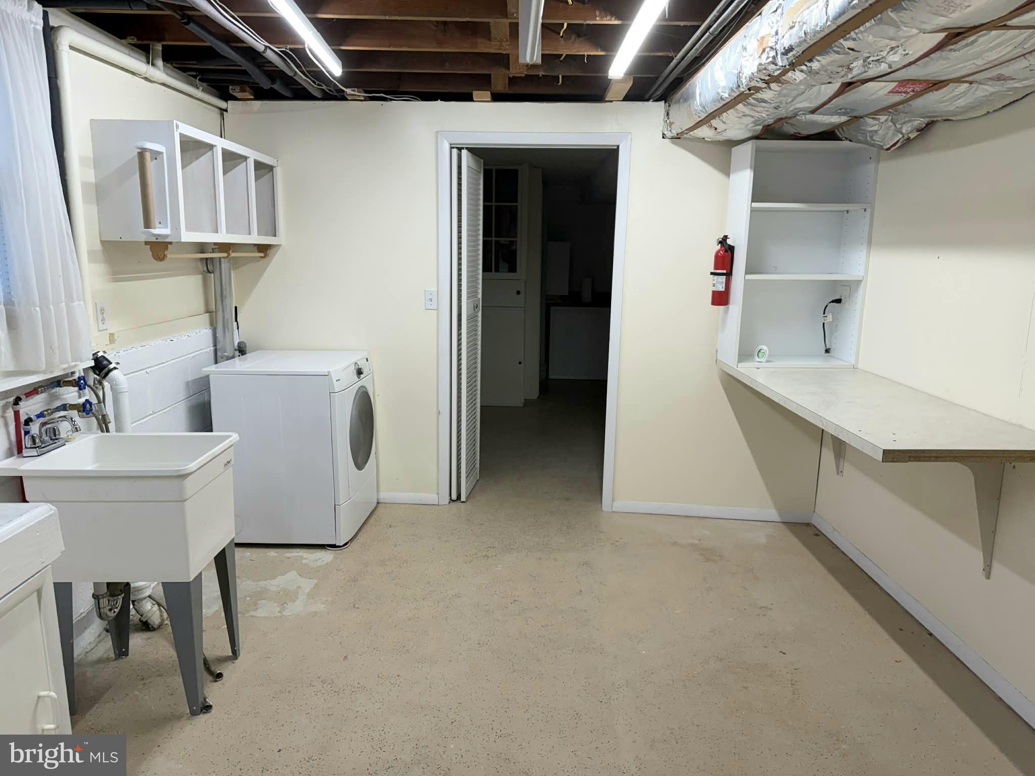 COLONIAL ACRES - Residential