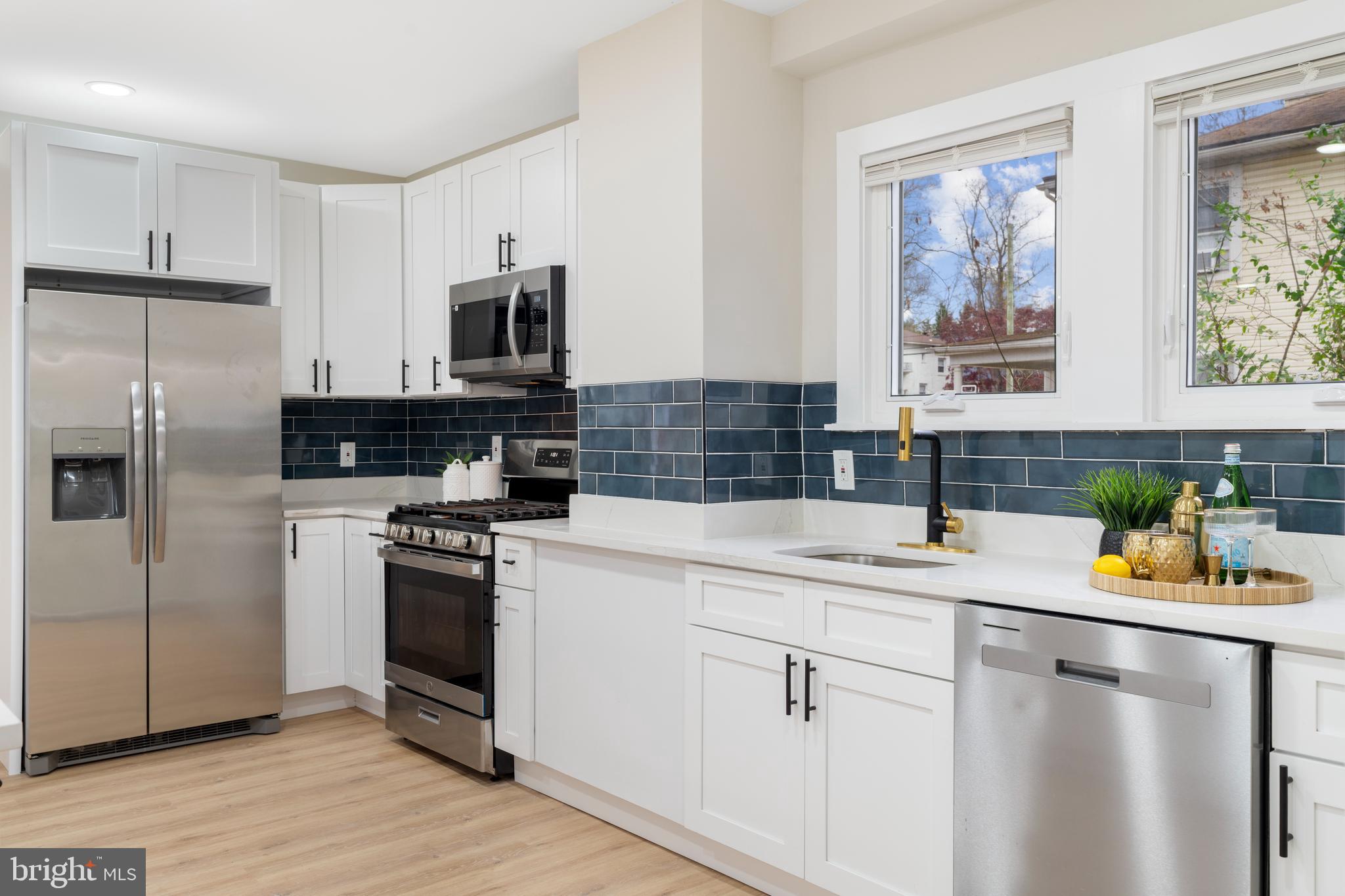 MOUNT WASHINGTON - Residential