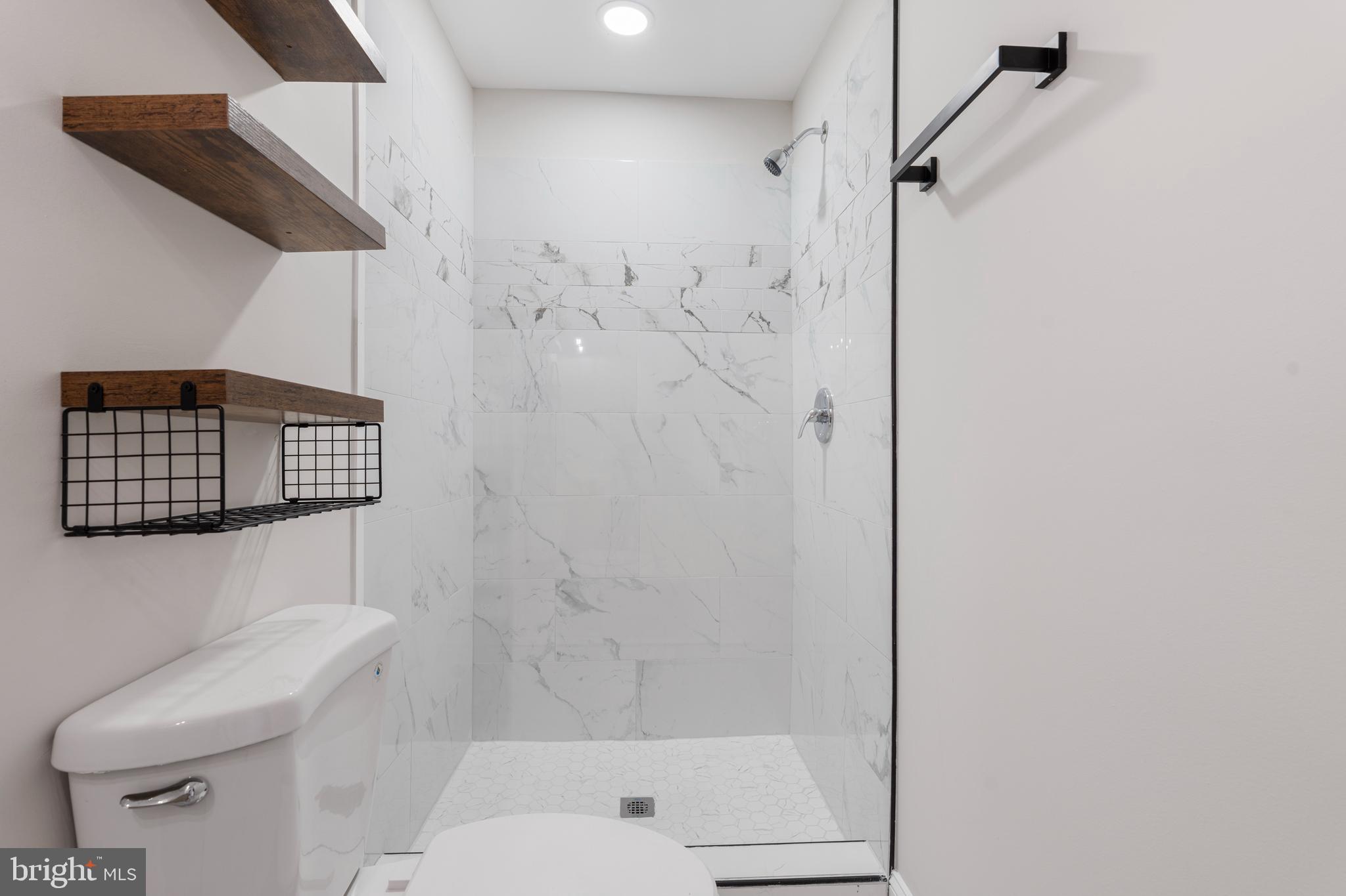 MOUNT WASHINGTON - Residential