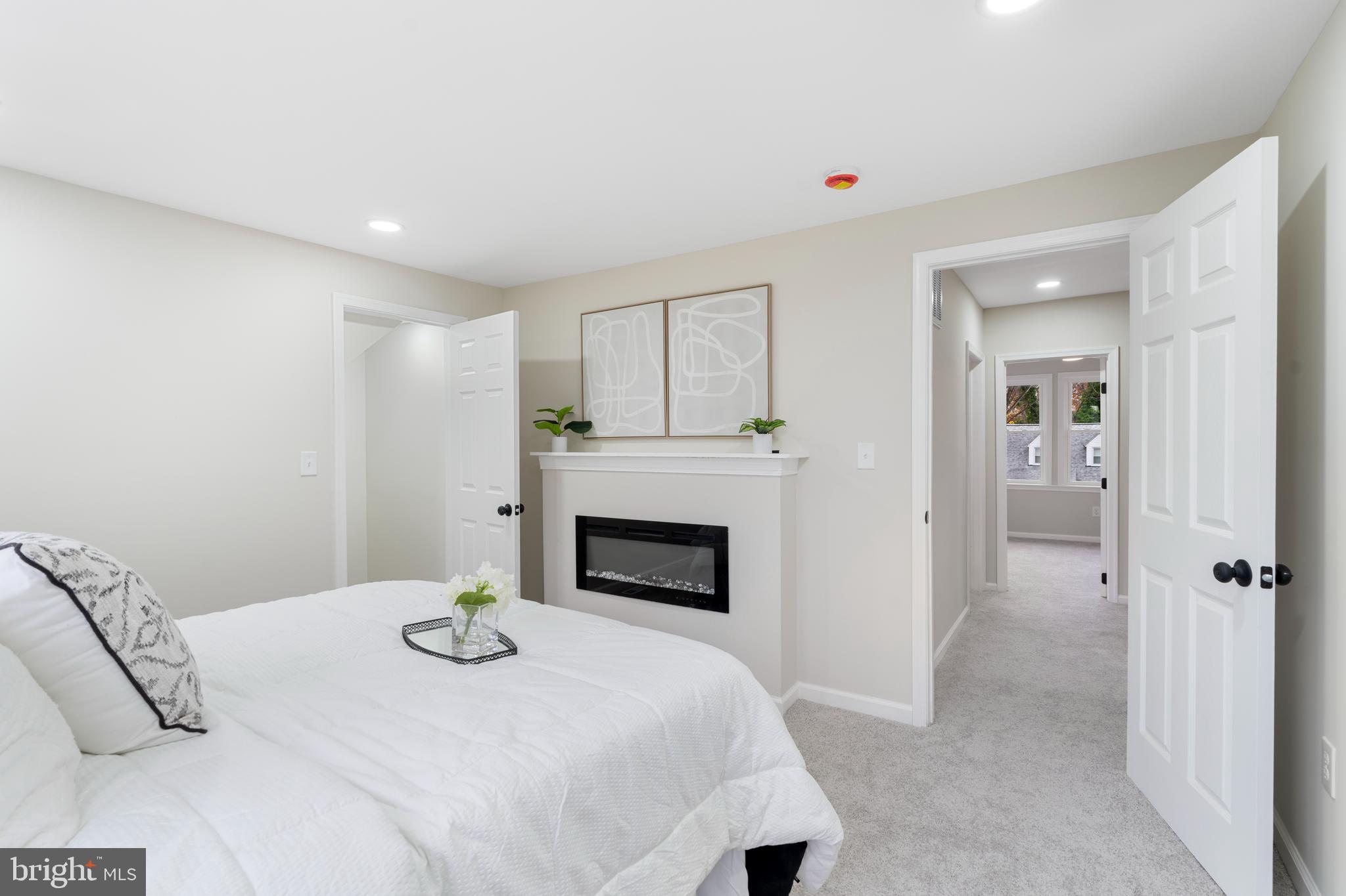 MOUNT WASHINGTON - Residential