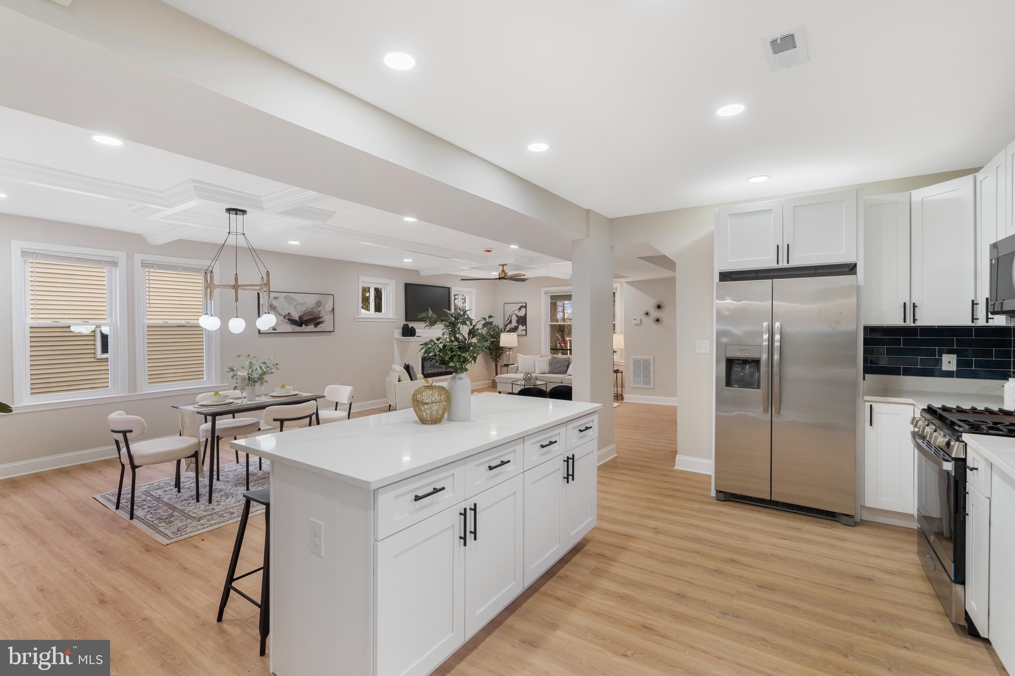 MOUNT WASHINGTON - Residential