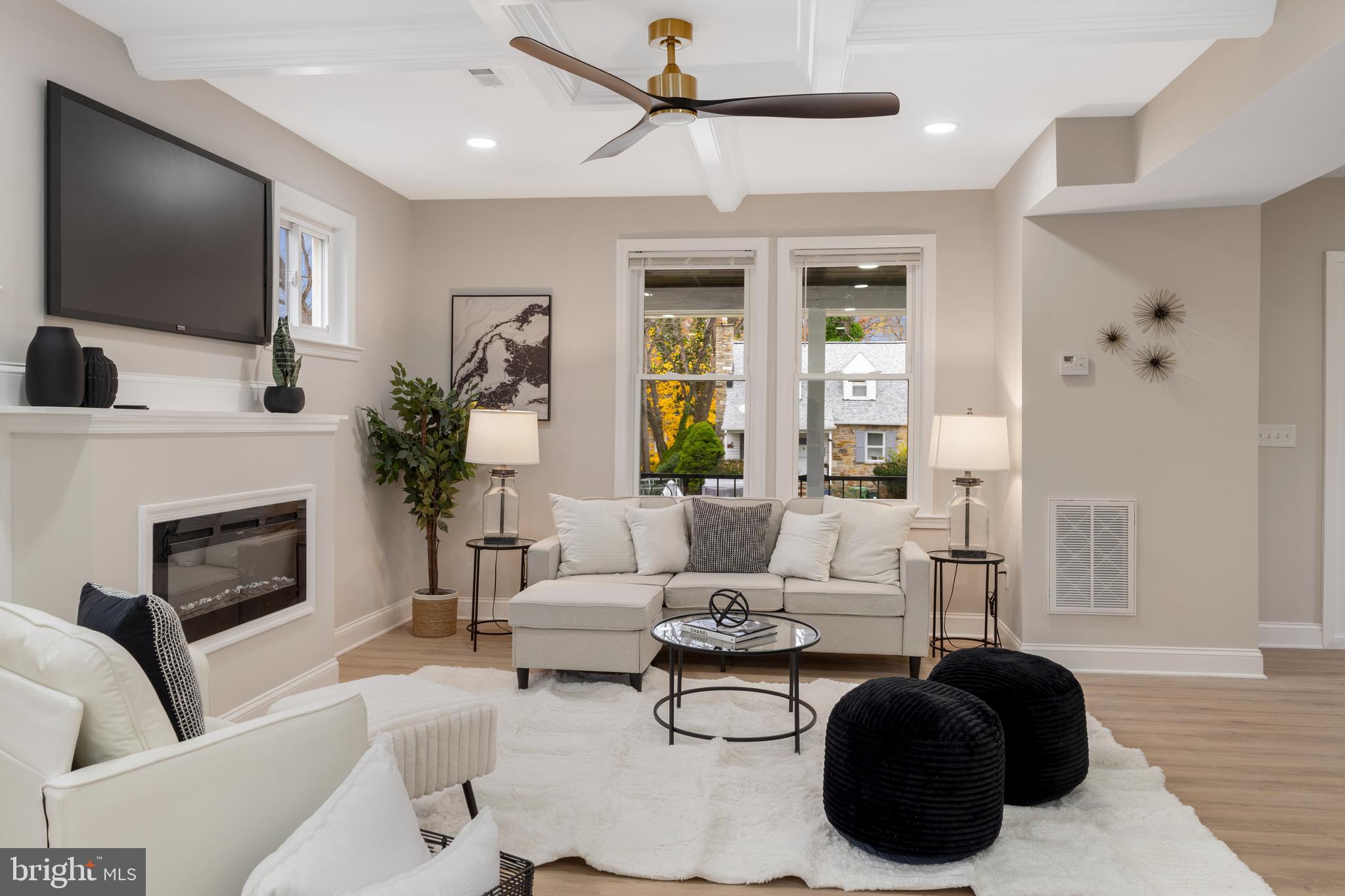 MOUNT WASHINGTON - Residential