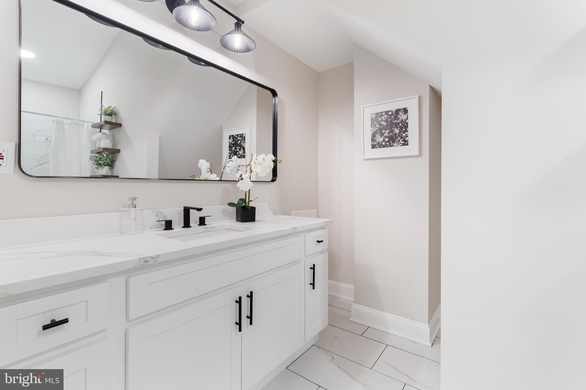 MOUNT WASHINGTON - Residential