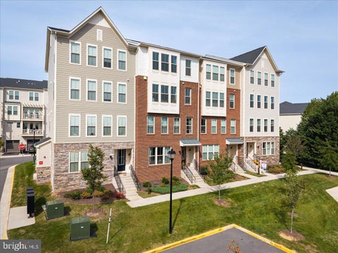 Photo of 1006 Galena Terrace NE, LEESBURG, VA 20176 (MLS # VALO2138666)
