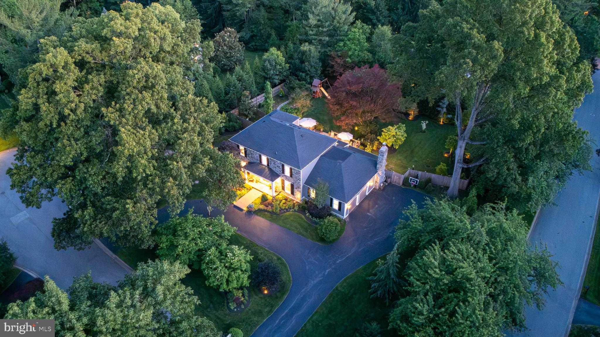 721 GOVERNOR CIRCLE