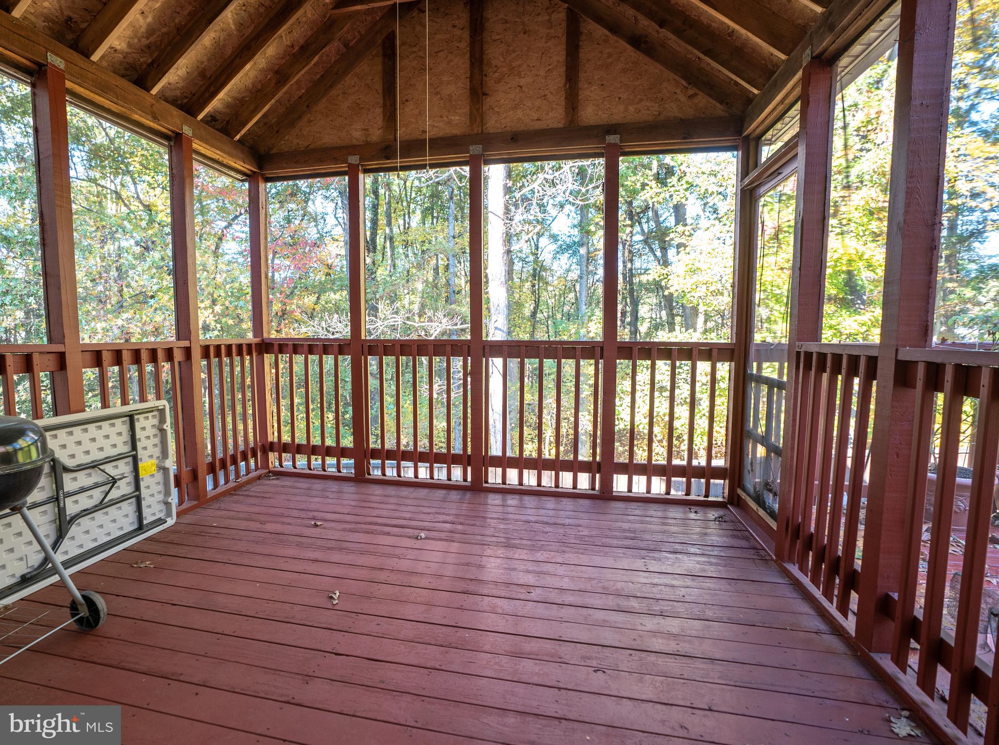 NORTHRIDGE - Residential